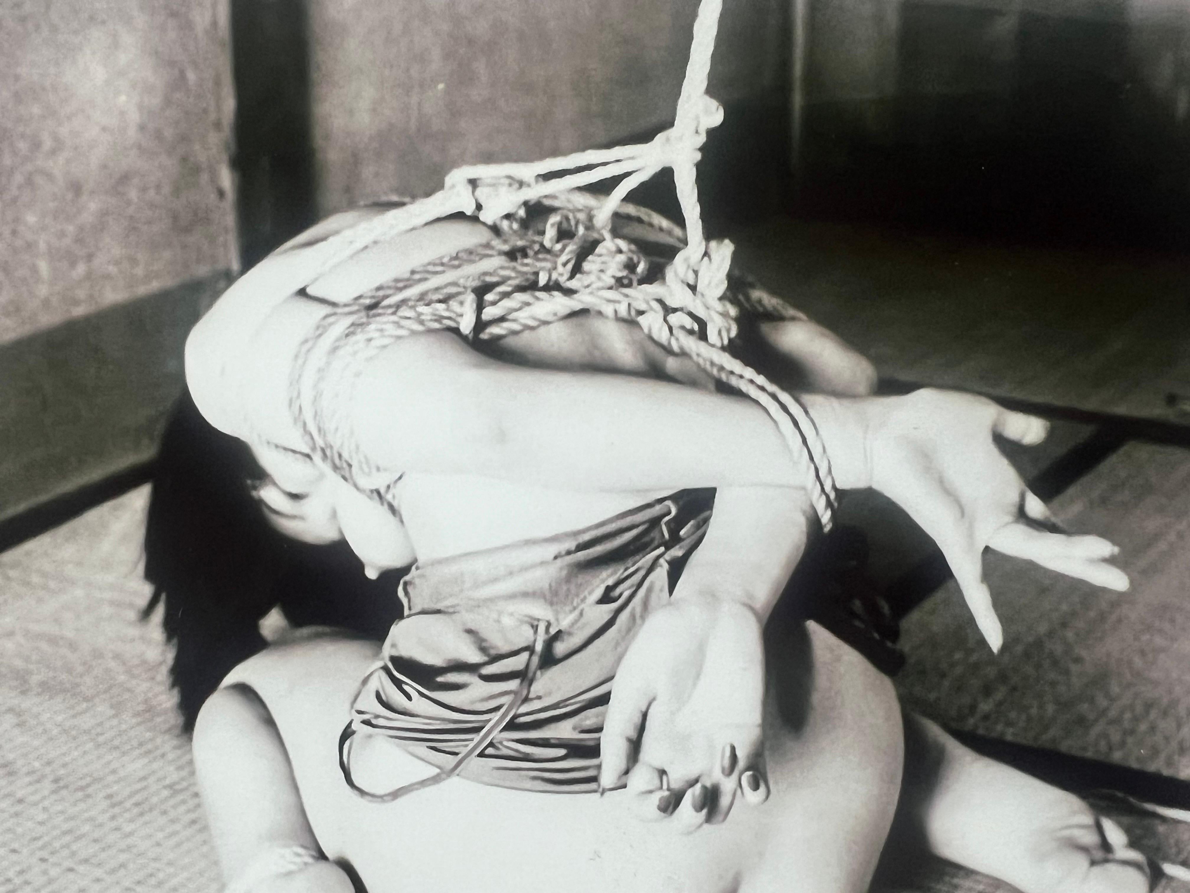 Photo originale signée par le photographe japonais provocateur Nobuyoshi Araki Bon état - En vente à Sofia, BG