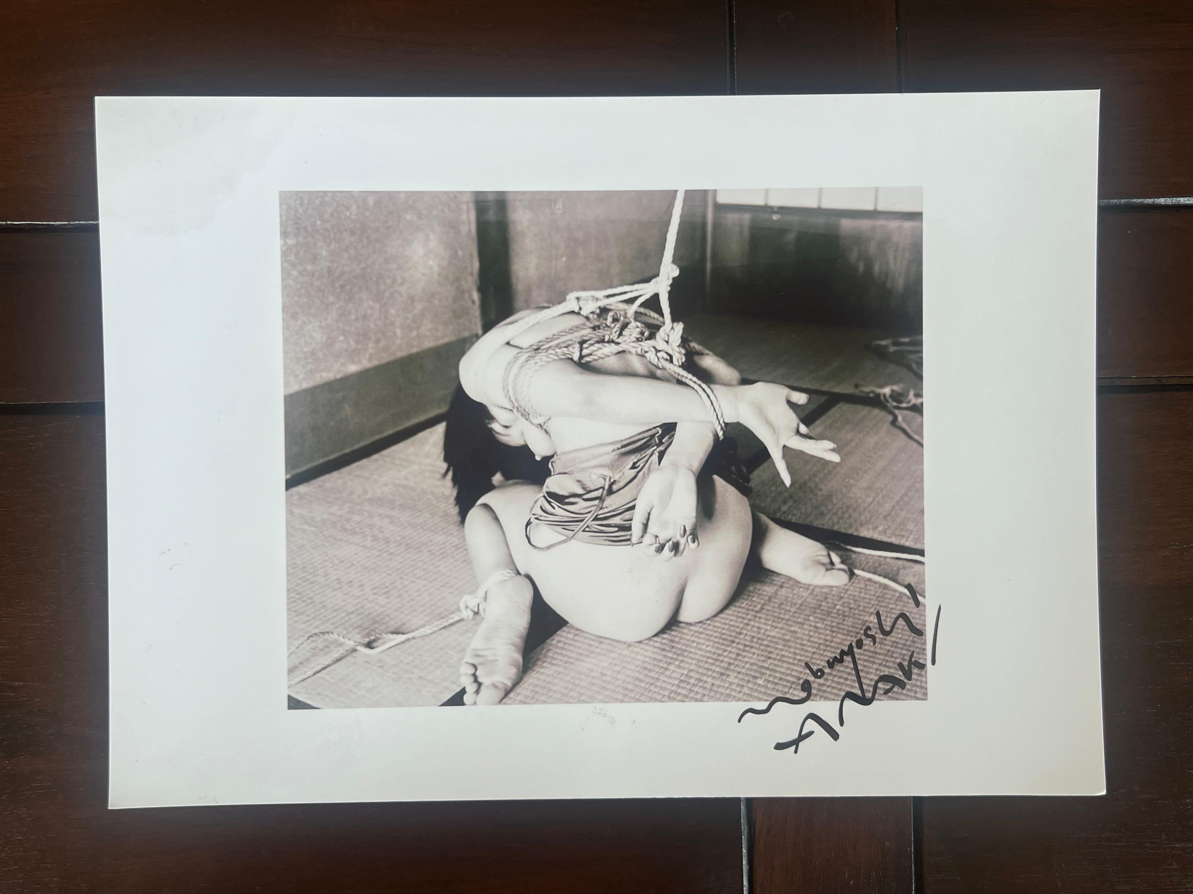 20ième siècle Photo originale signée par le photographe japonais provocateur Nobuyoshi Araki en vente