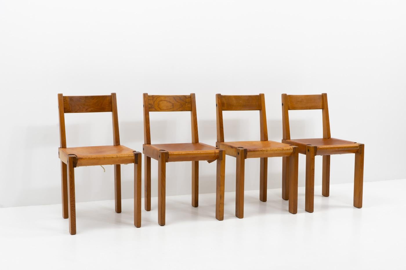 Mid-Century Modern Original Pierre Chapo French Elm S24 Chairs, France 1970s - Set of 4 For Sale