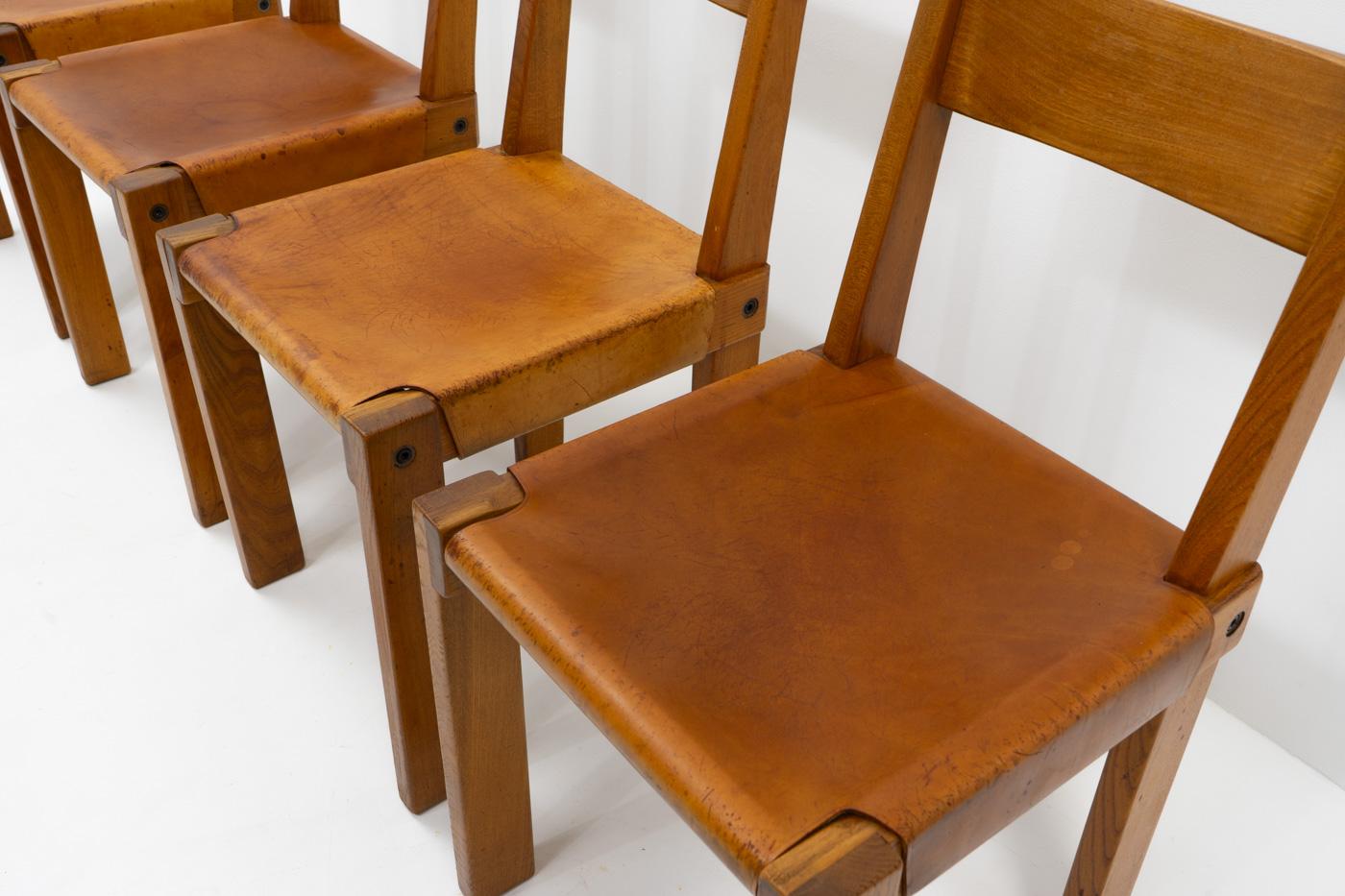 Original Pierre Chapo Französisch Ulme S24 Stühle, Frankreich 1970er Jahre - Set von 4 (Leder) im Angebot
