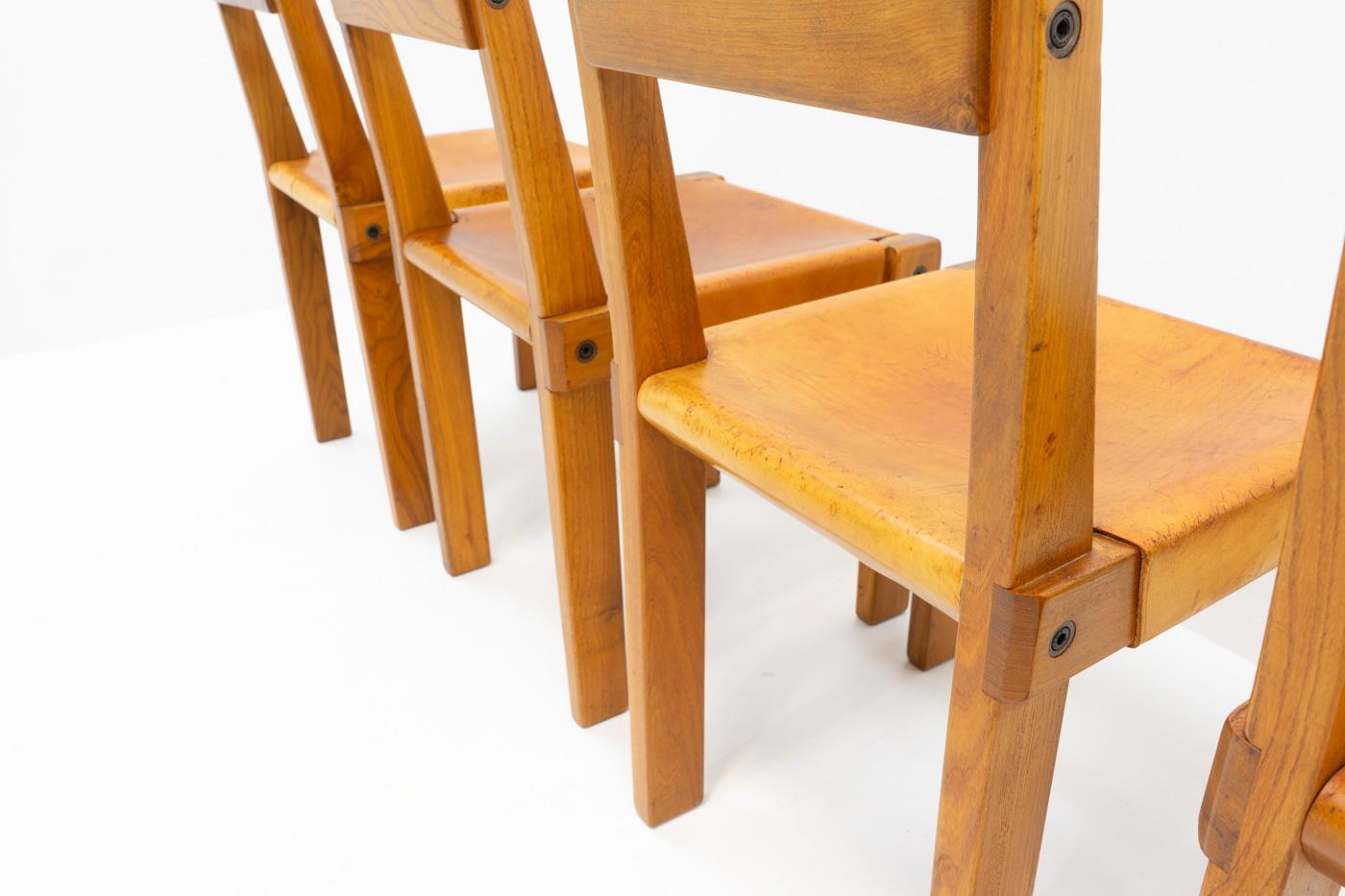 Original Pierre Chapo French Elm S24 Chairs, France 1970s - Set of 4 For Sale 3