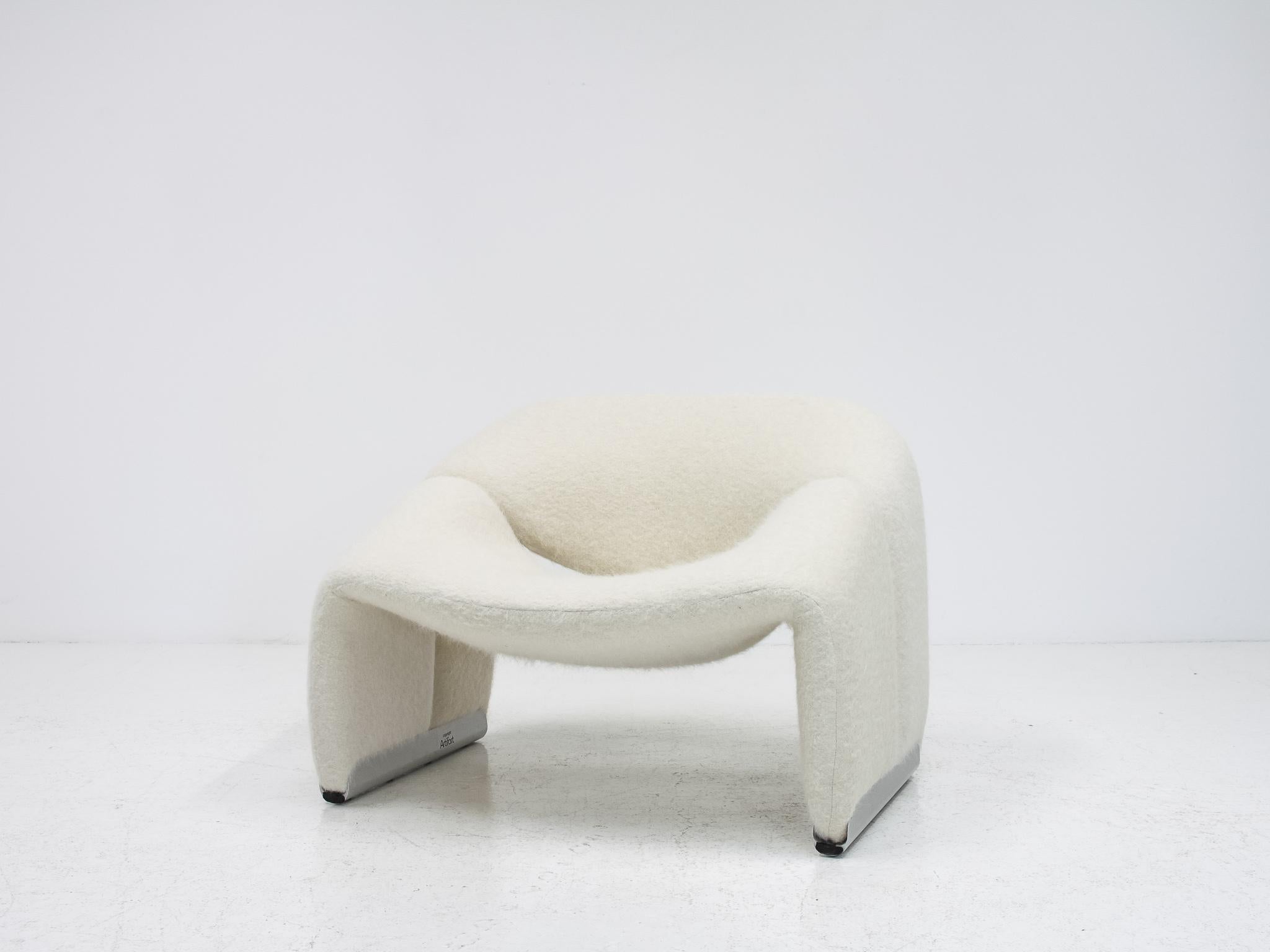 Original Pierre Paulin F598 Groovy Chair in Fluffy Pierre Frey, Artifort, 1970s 4