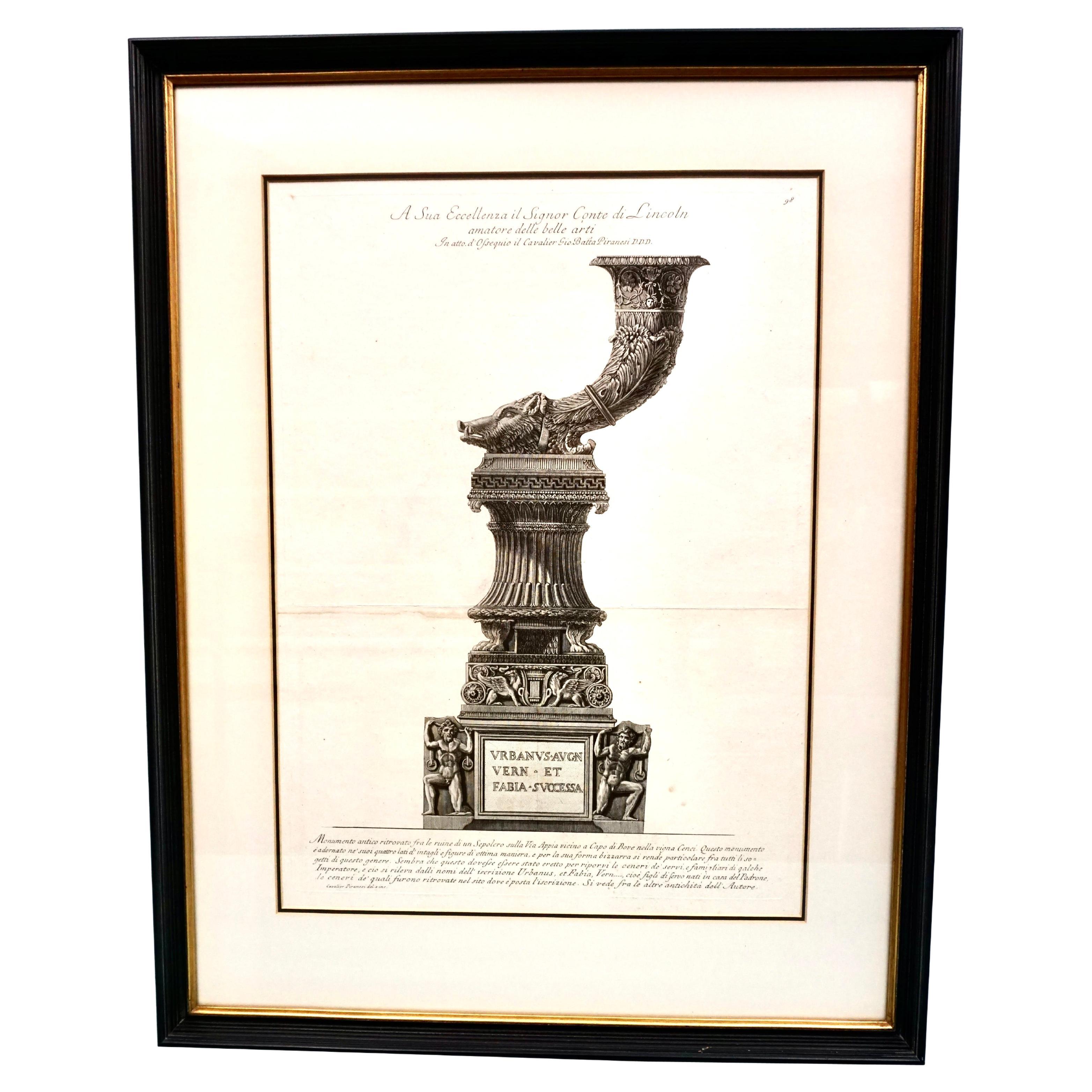 Gravure originale de Piranesi encadrée d'un monument en forme de corne d'abondance  en vente