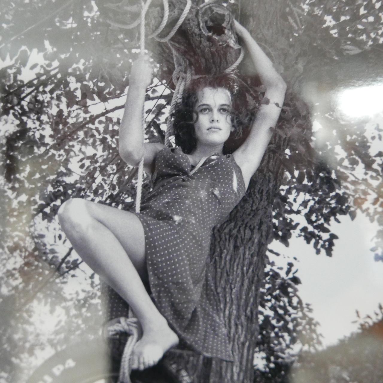 Original Pirelli Calendar Framed Print by Helmut Newton In Excellent Condition In London, GB