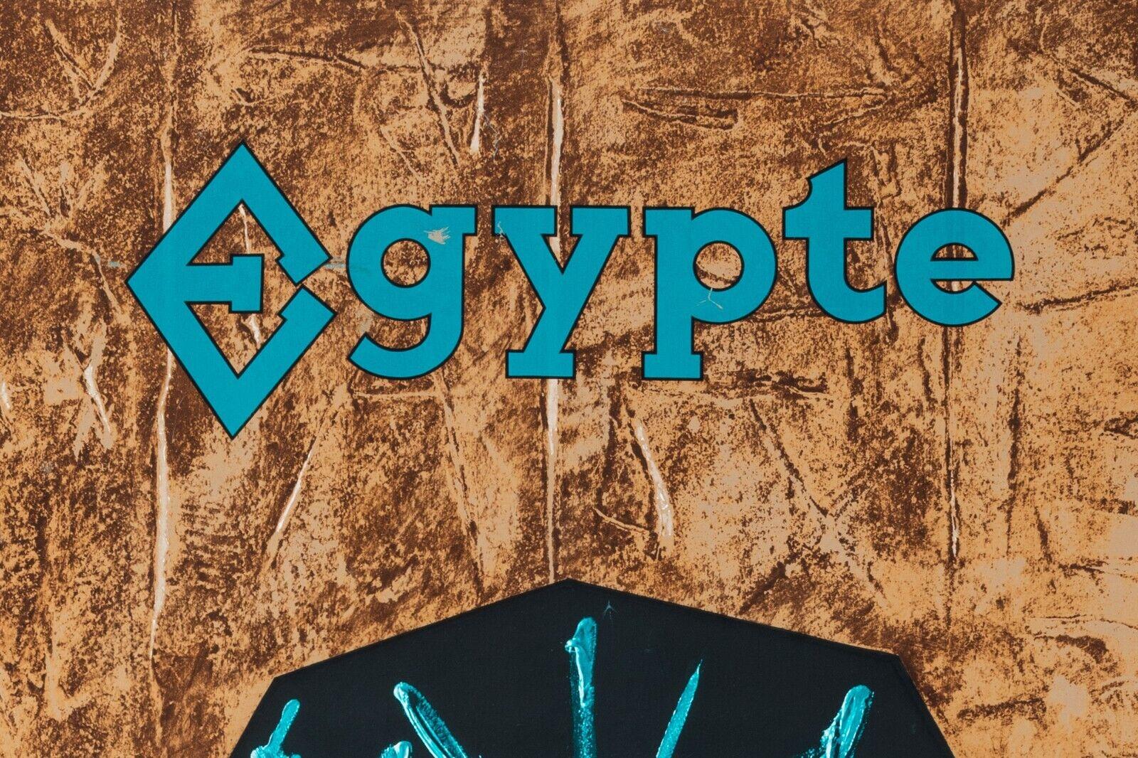 Original Poster-Mathieu G.-Air France-Ägypten-Tutankhamun-Pharao, 1967

Dieses Plakat wirbt für Reisen mit Air France nach Ägypten. Pharao Tutanchamun ist in einer Kartusche abgebildet.

Georges Mathieu war ein autodidaktischer Maler und