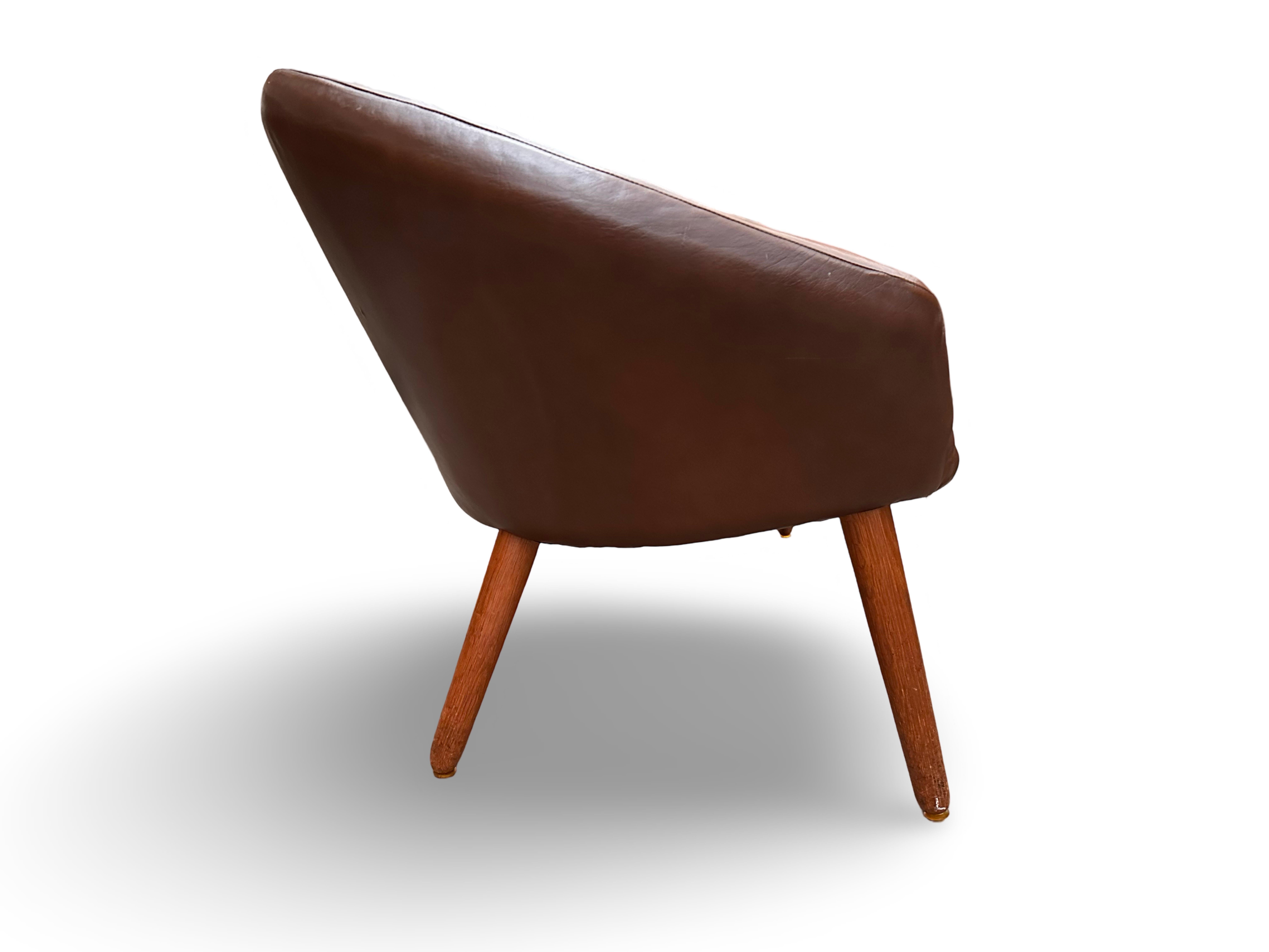 Scandinavian Modern Original pot-chair by Nanna Ditzel, Denmark. For Sale