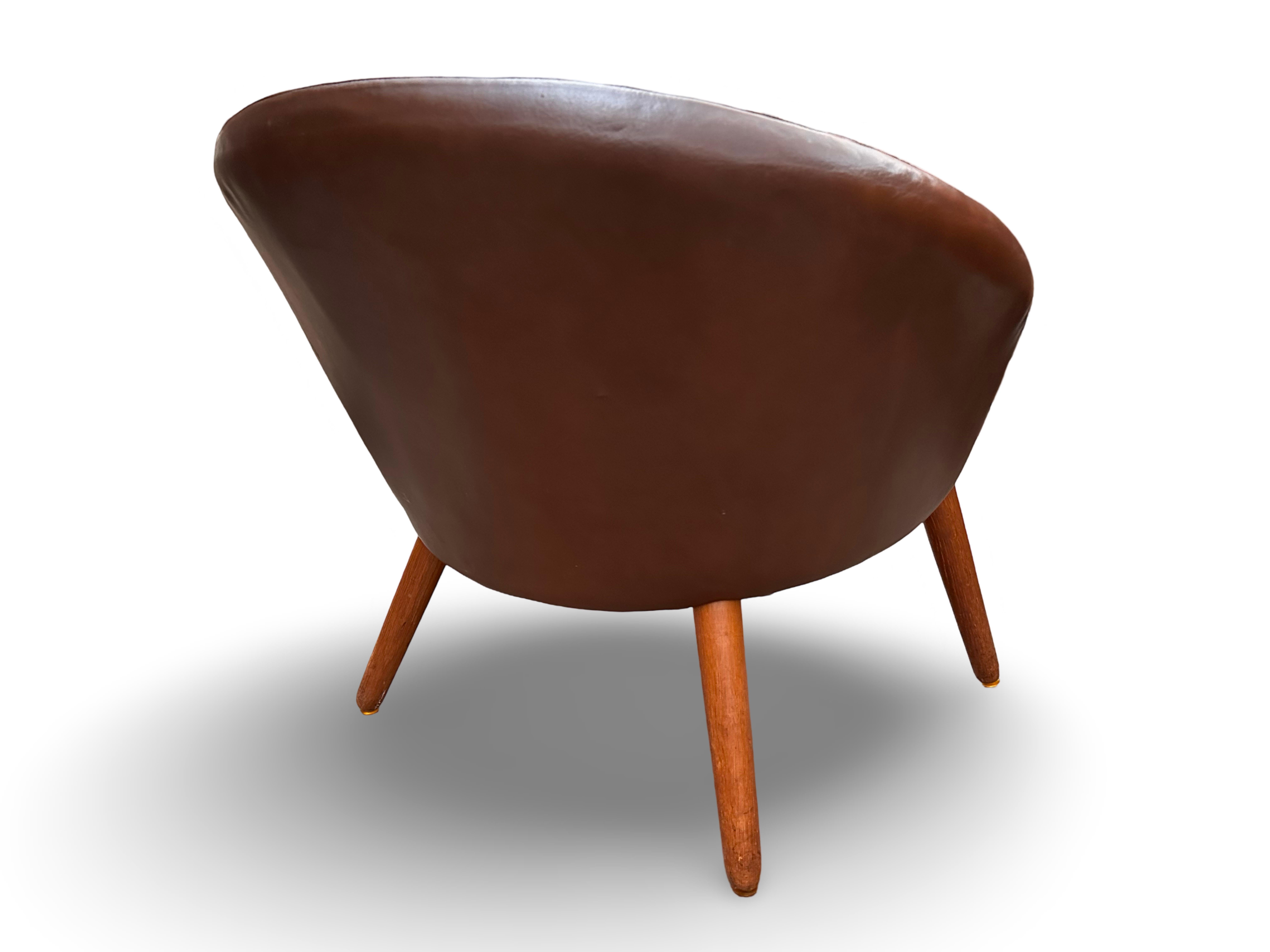 Danish Original pot-chair by Nanna Ditzel, Denmark. For Sale
