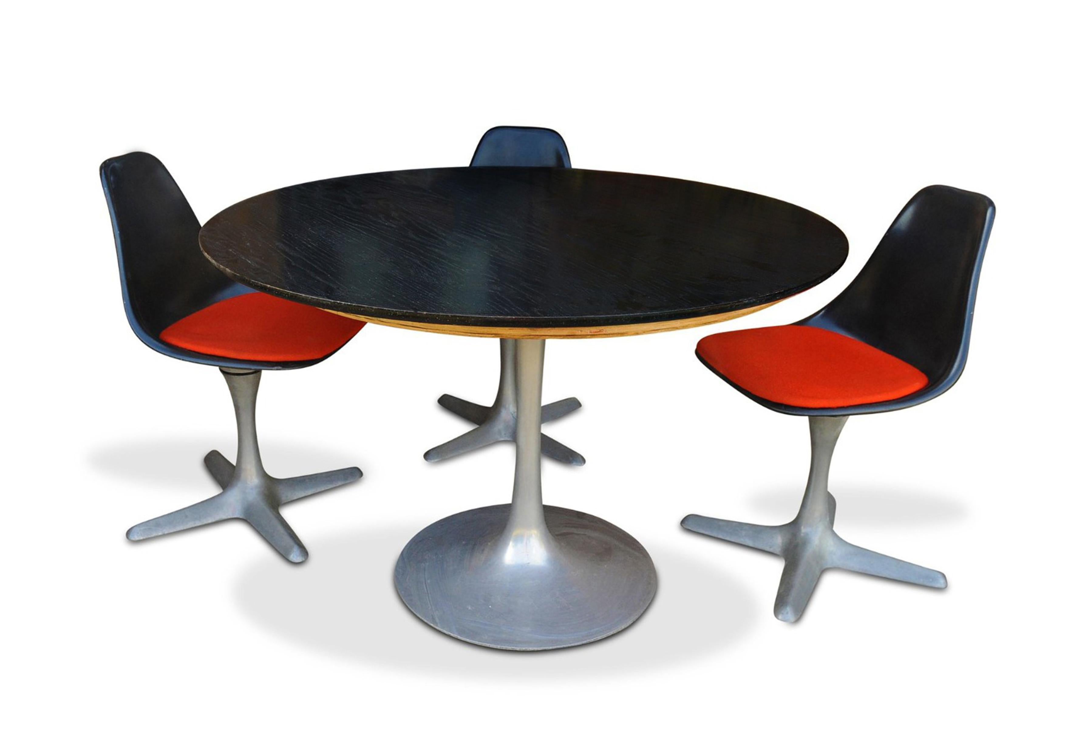 arkana table and chairs