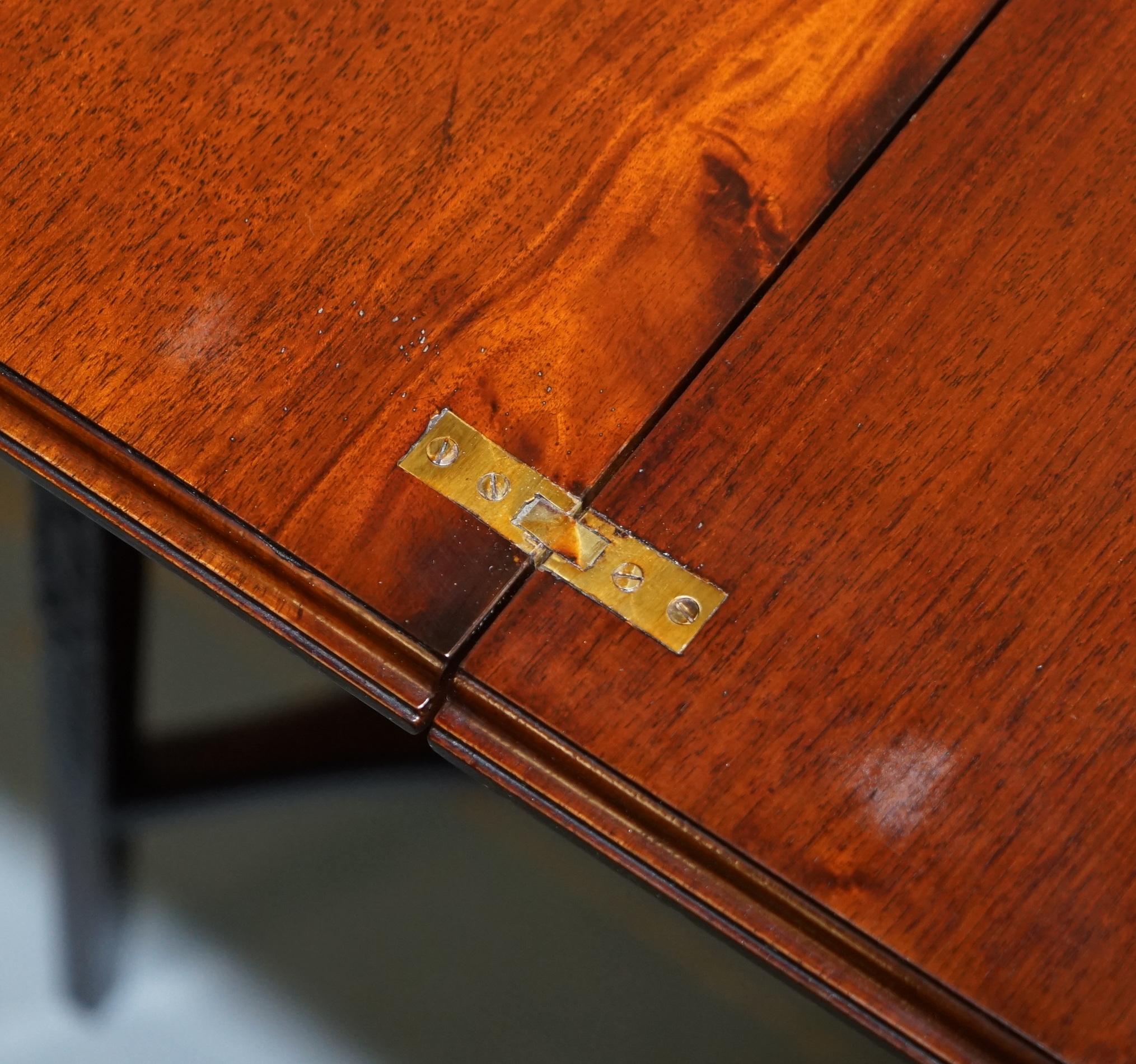 Raro tavolo da gioco originale Gillows Lancaster del 1789-95 circa, in legno massiccio e pieghevole in vendita 9