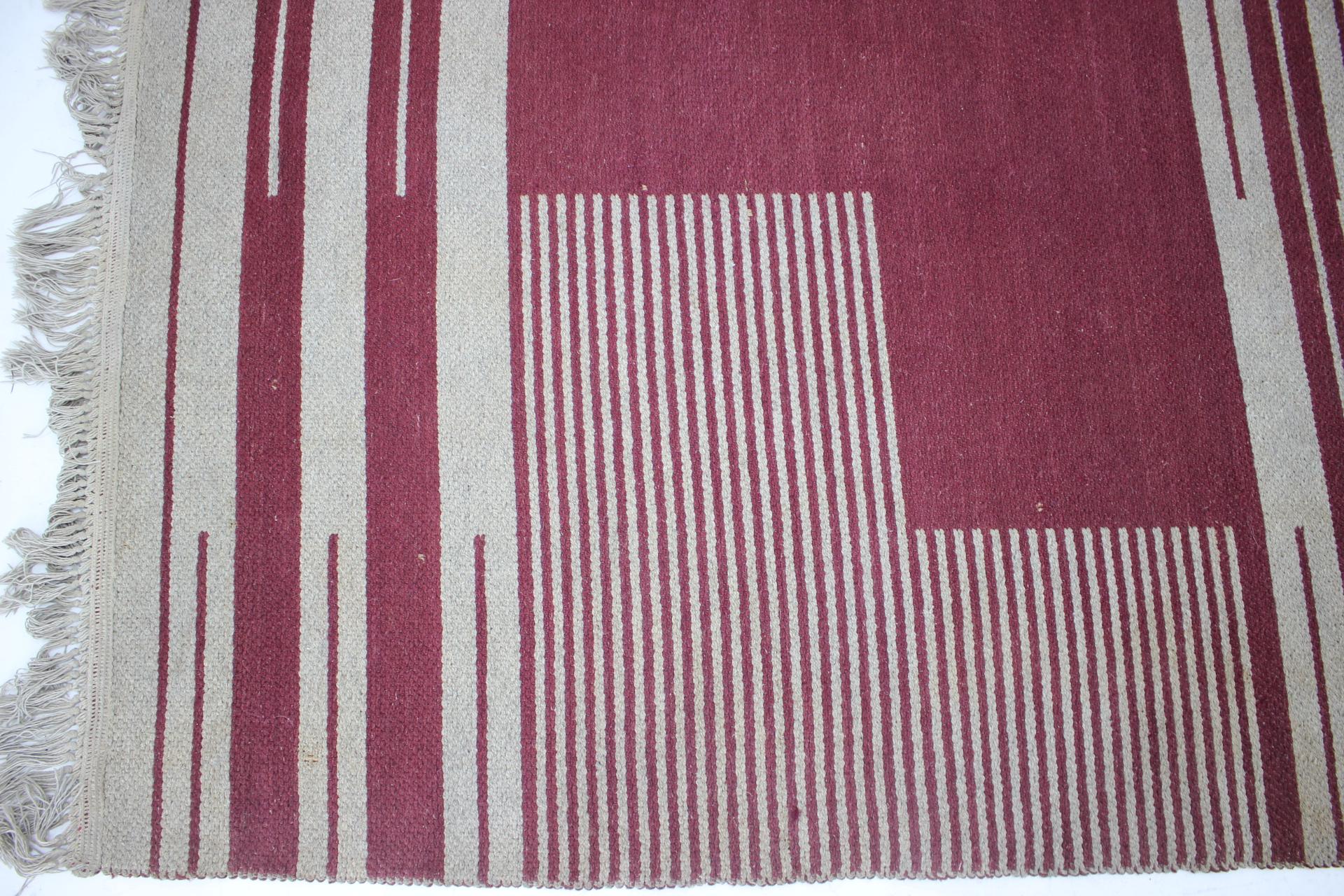 Original Rare Modernist Abstract Geometric Carpet by Antonín Kybal, 1948 In Good Condition For Sale In Praha, CZ