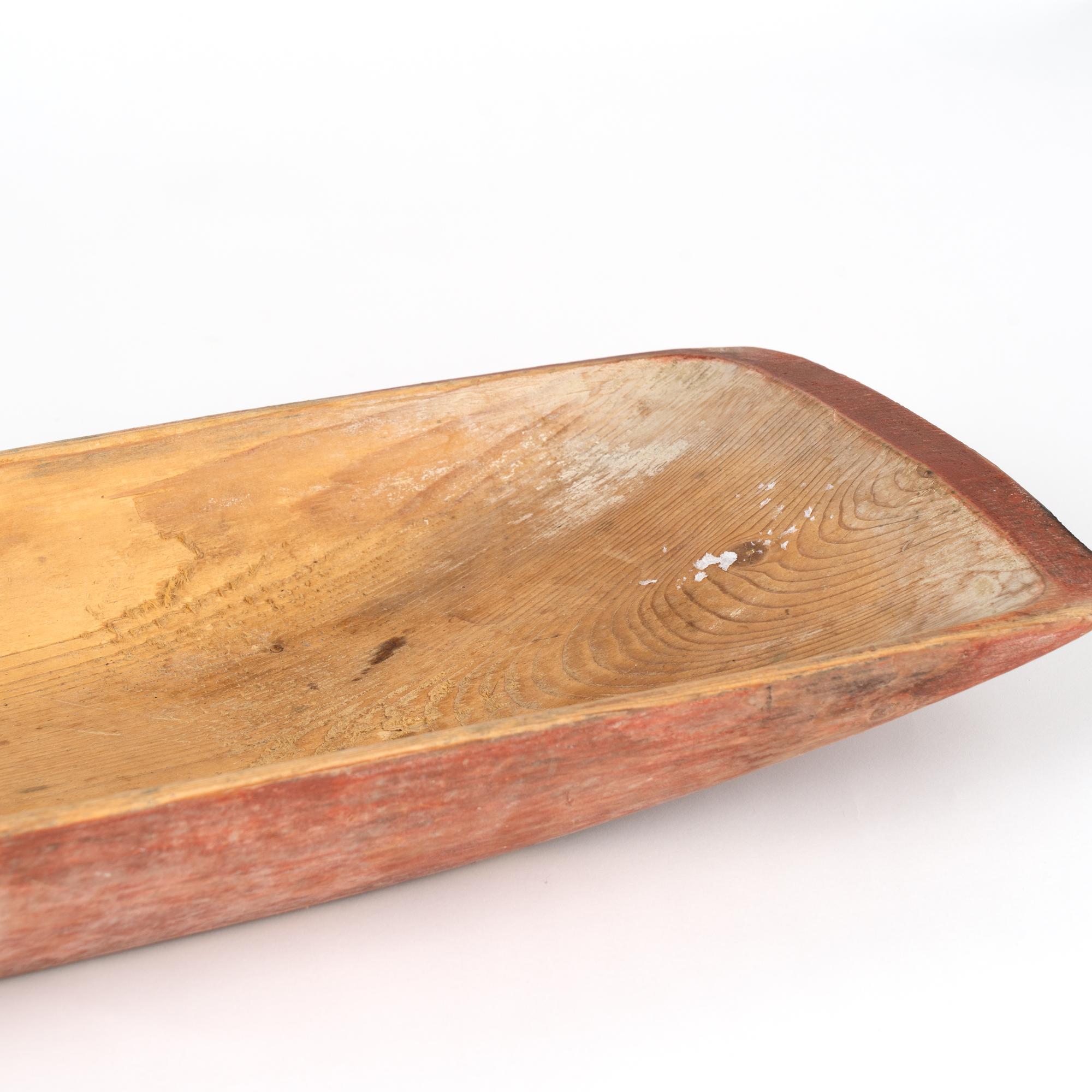 Original Red Painted Carved Pine Wooden Bowl, Sweden circa 1880 For Sale 3