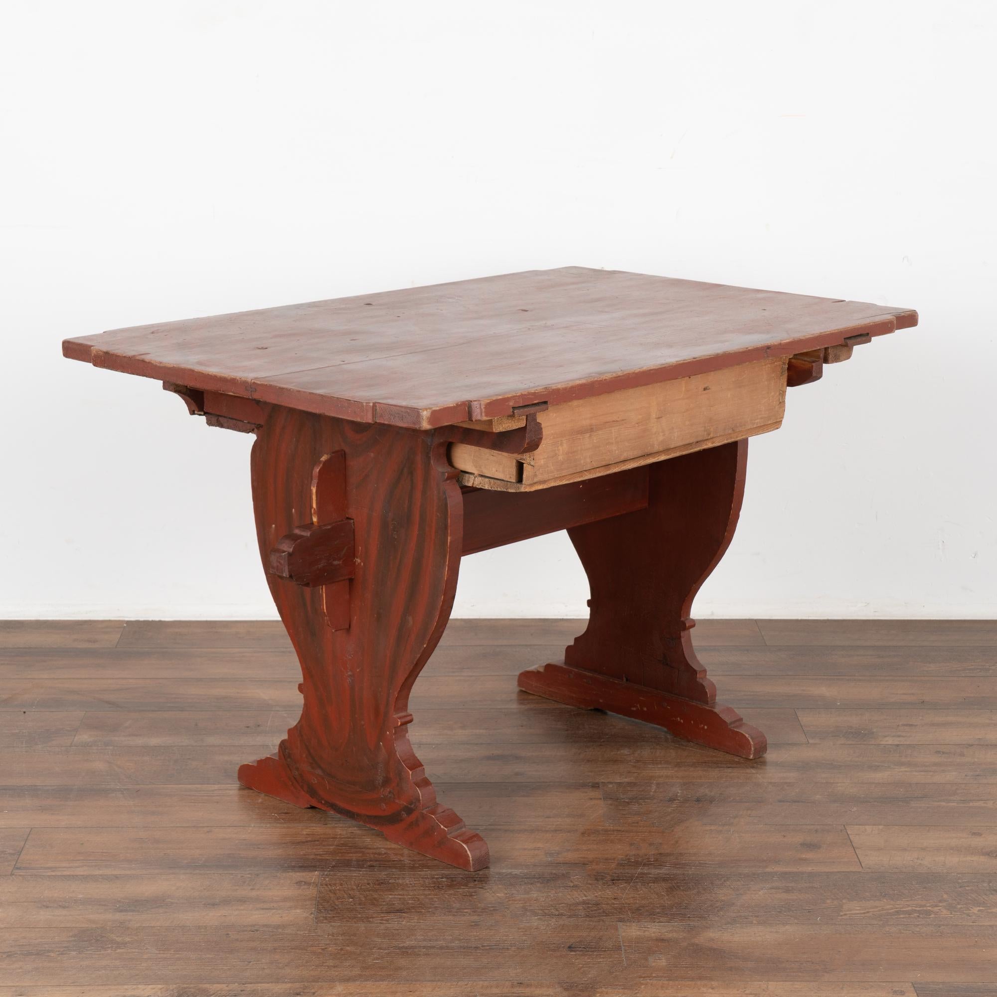 Original Red Painted Farm Table With Drawer, Sweden circa 1820-40 For Sale 5