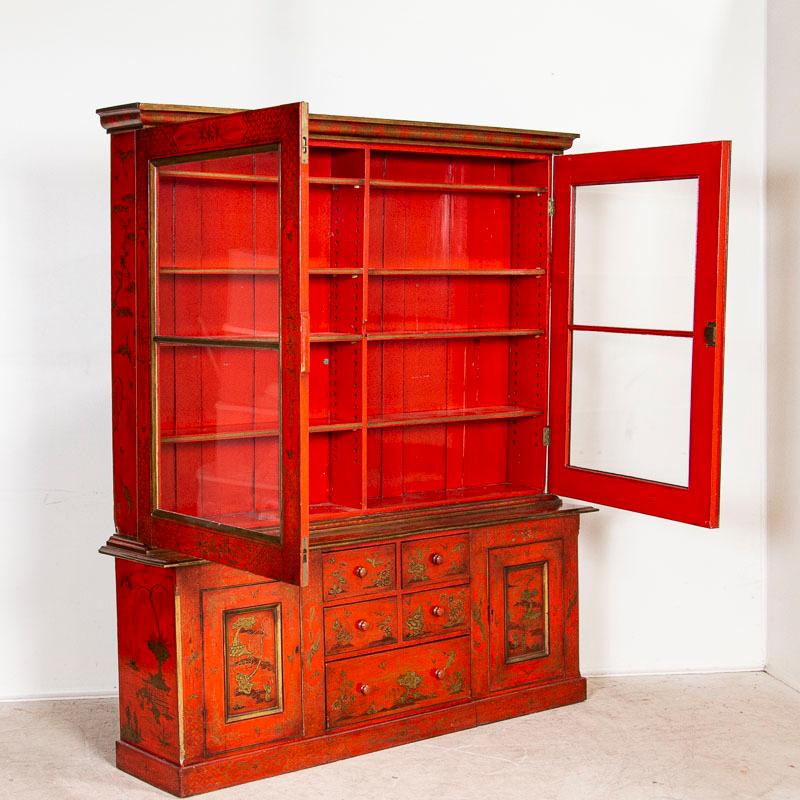 red display cabinet