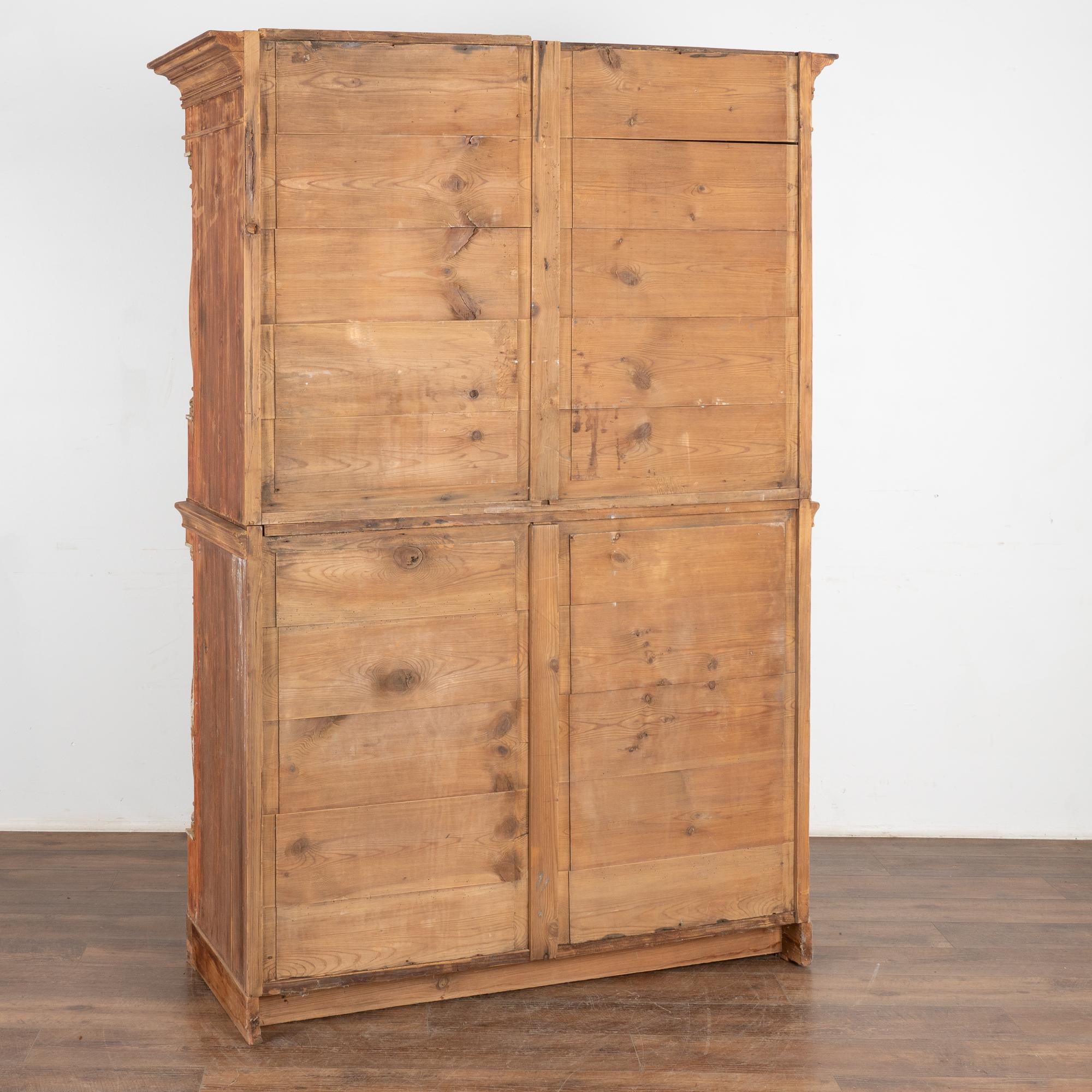 Original Red Painted Pine Bow Front Four-Door Cabinet, Denmark circa 1830-40 7