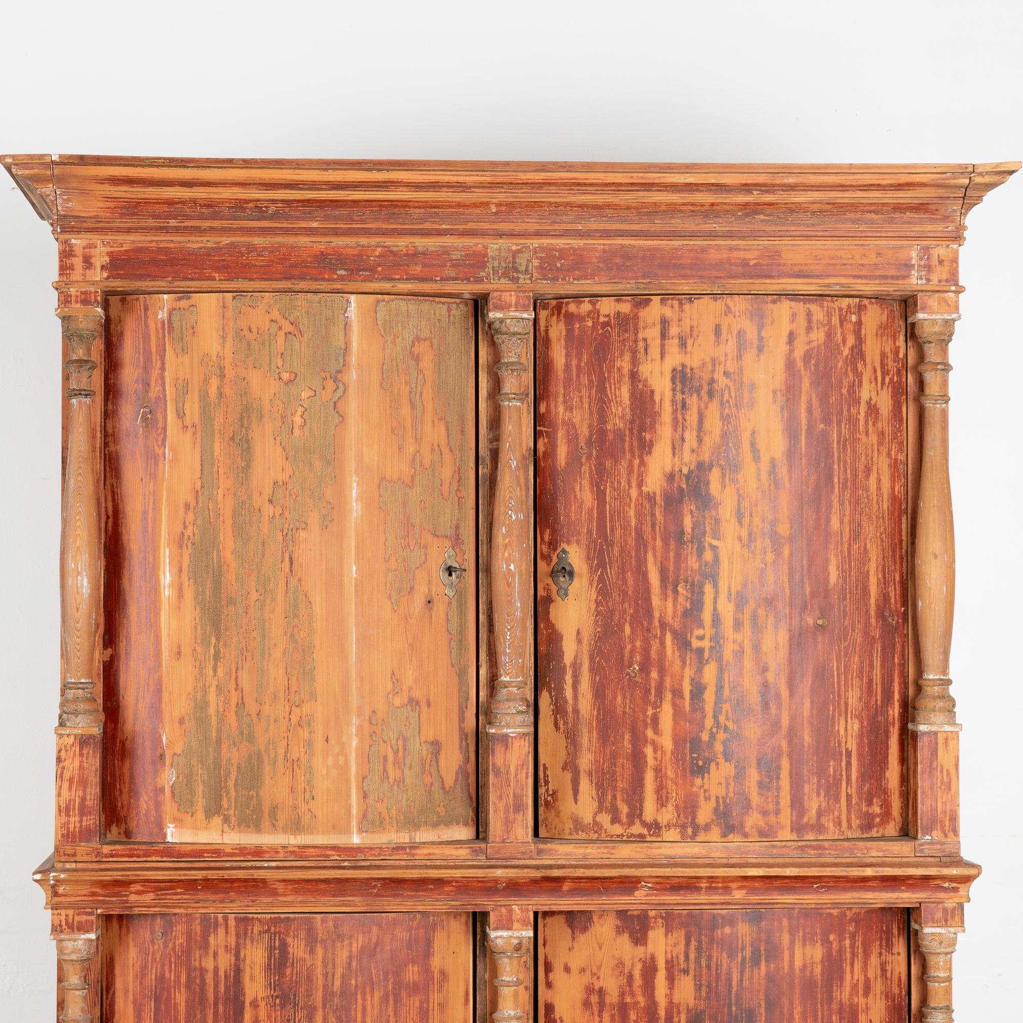 Original Red Painted Pine Bow Front Four-Door Cabinet, Denmark circa 1830-40 In Good Condition In Round Top, TX