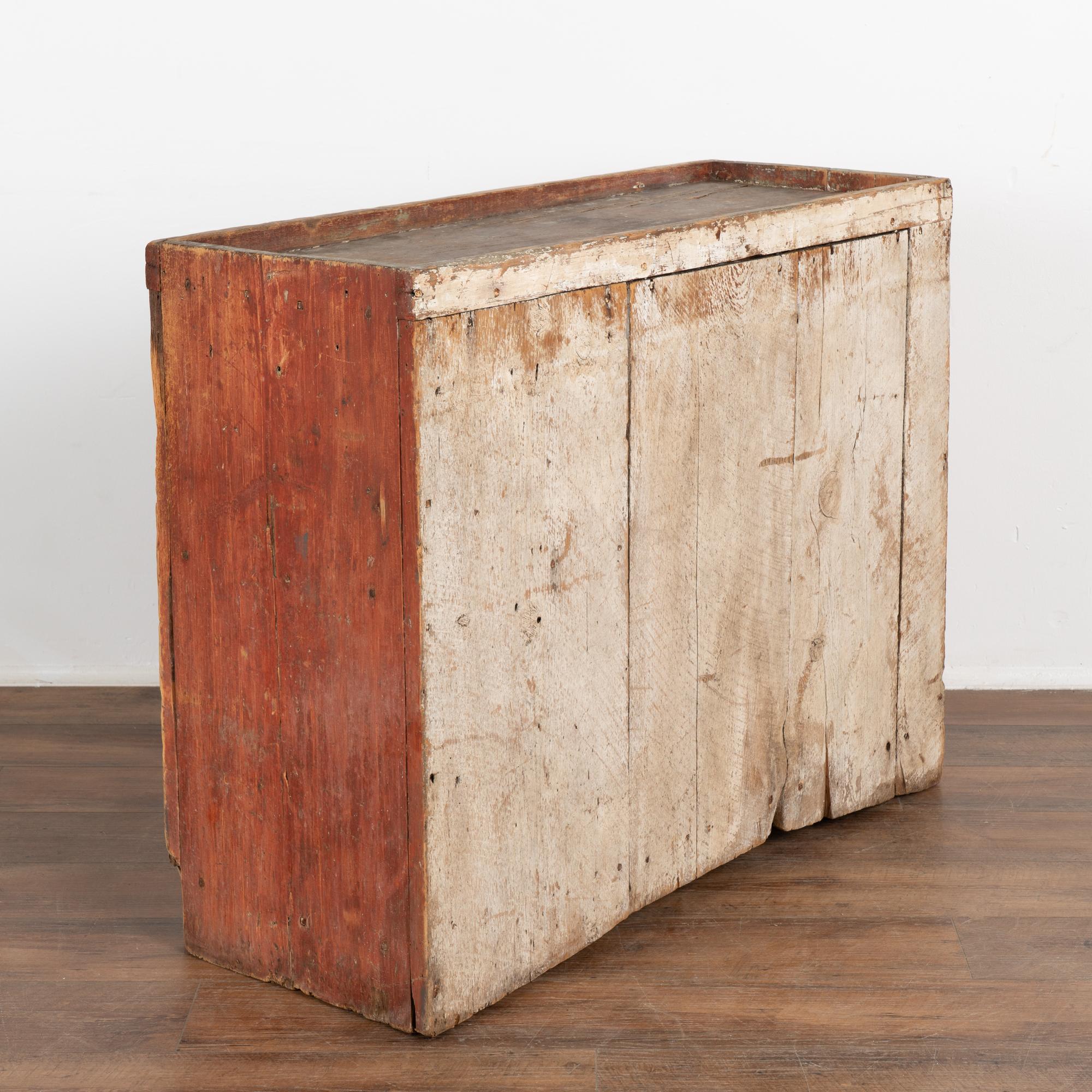 Original Red Painted Rustic Narrow Pine Cabinet, Sweden circa 1840-60 For Sale 5