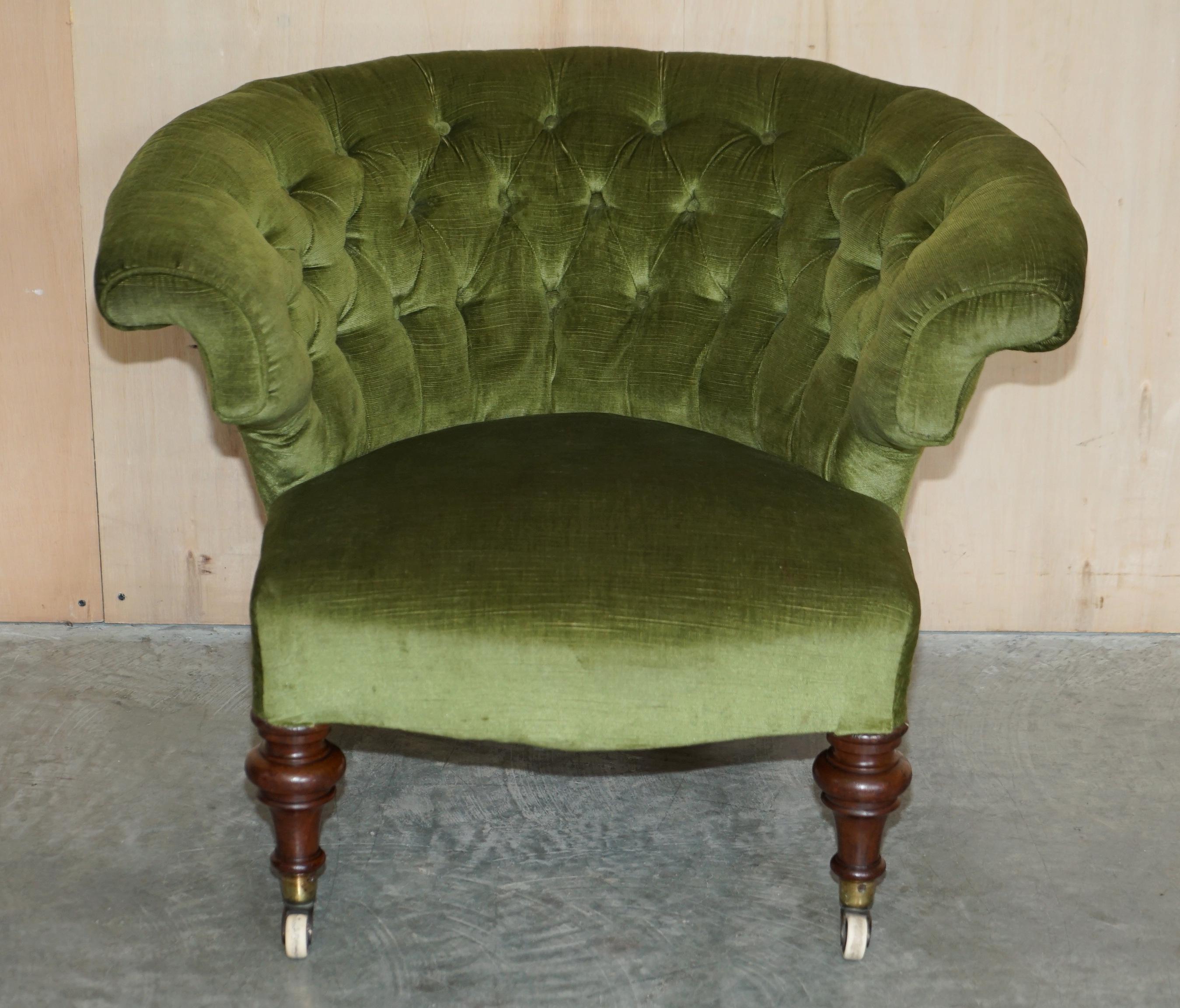We are delighted to offer for sale this super rare, original circa 1810-1820 Regency Chesterfield green velour library armchair

A very well made and unique armchair, originally designed as a gentleman’s library armchair but it of course can be