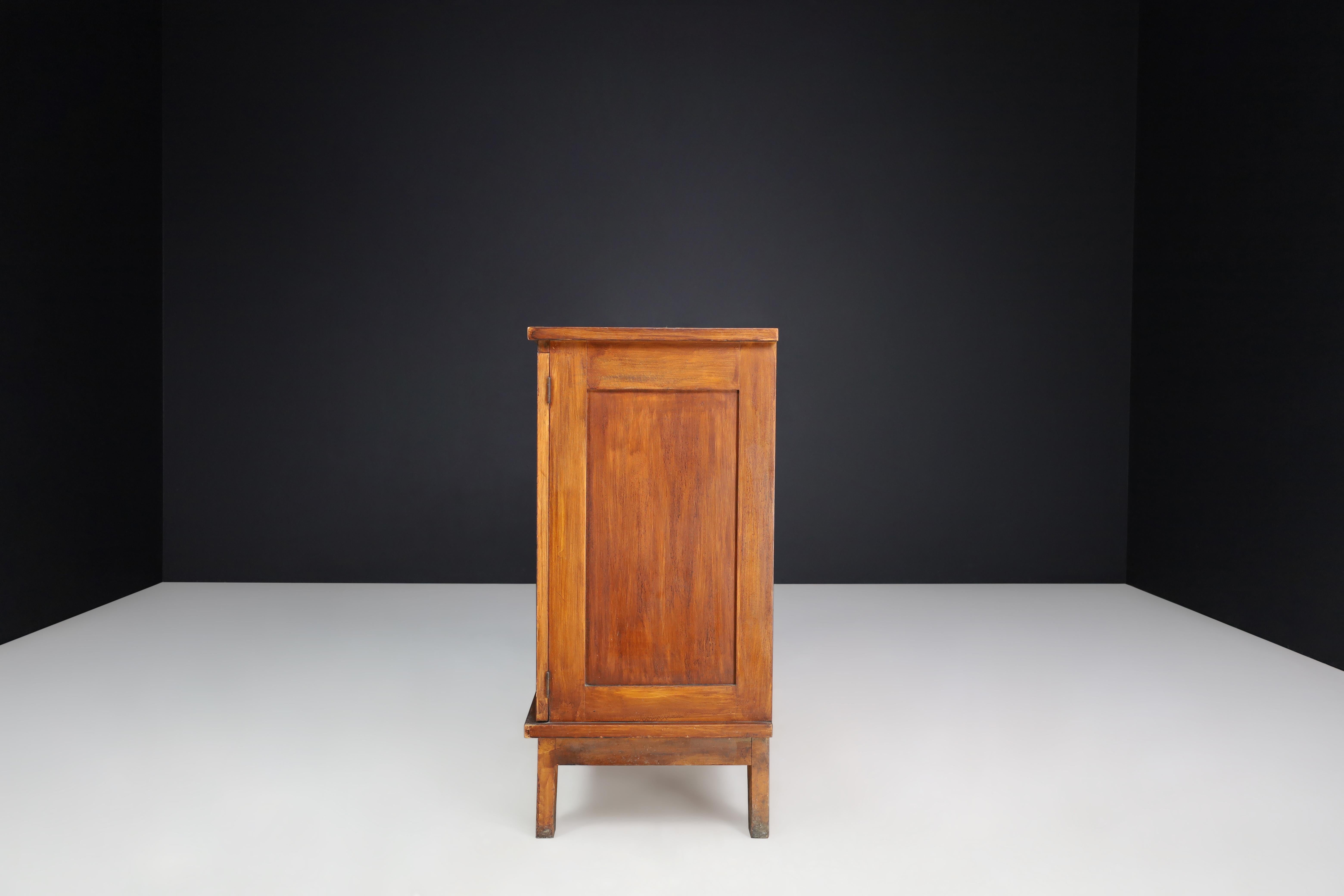 Original René Gabriel Patinated Oak Sideboard, France, 1940s For Sale 3