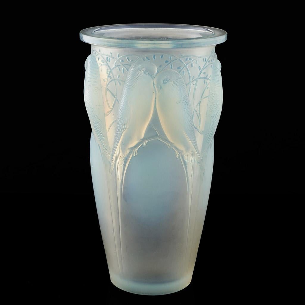 French Original Rene Lalique 'Ceylan' Blue Opalescent Glass Vase Circa 1930