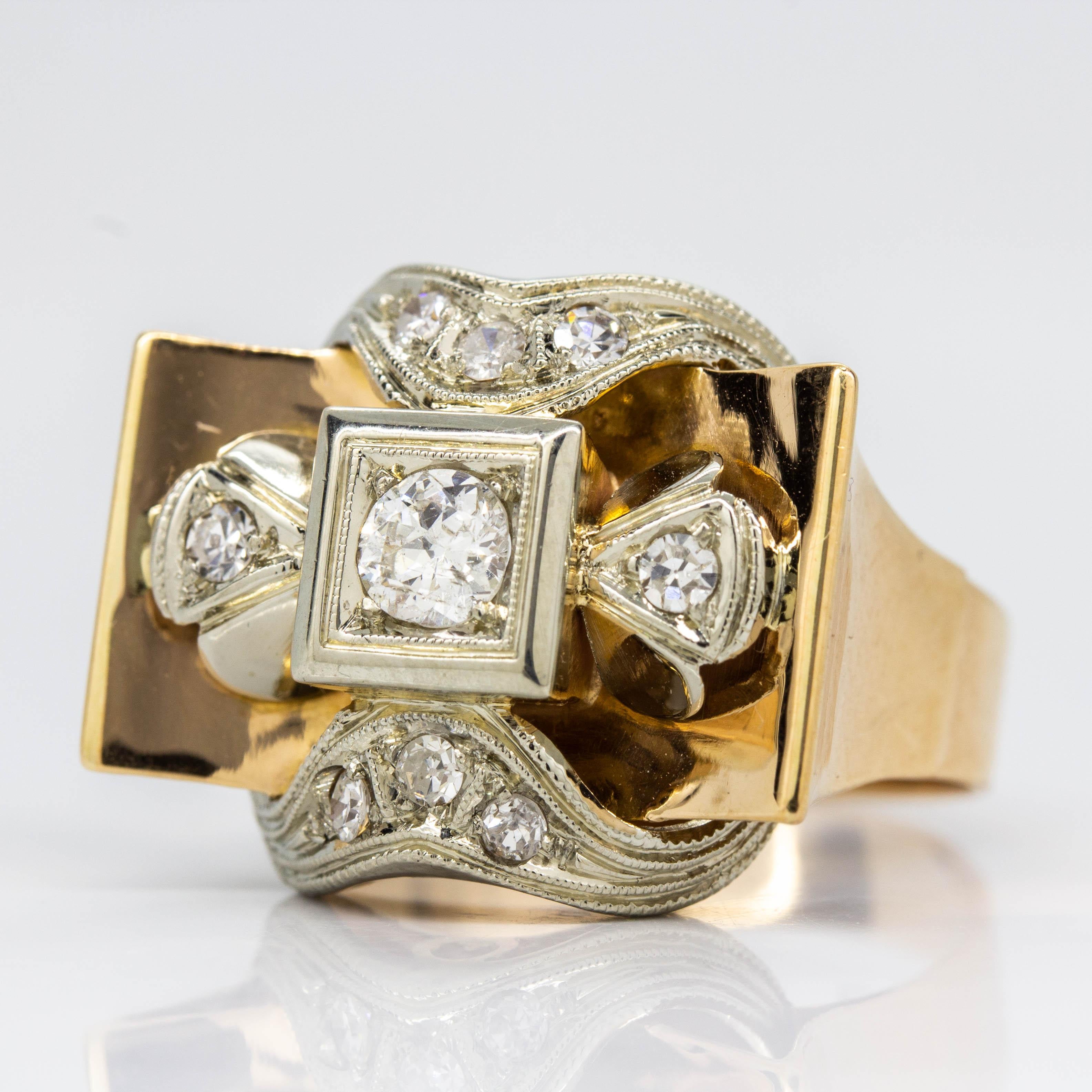 Original Retro 1940s 18 Karat Gold and Platinum Diamond Ring In Excellent Condition In Miami, FL