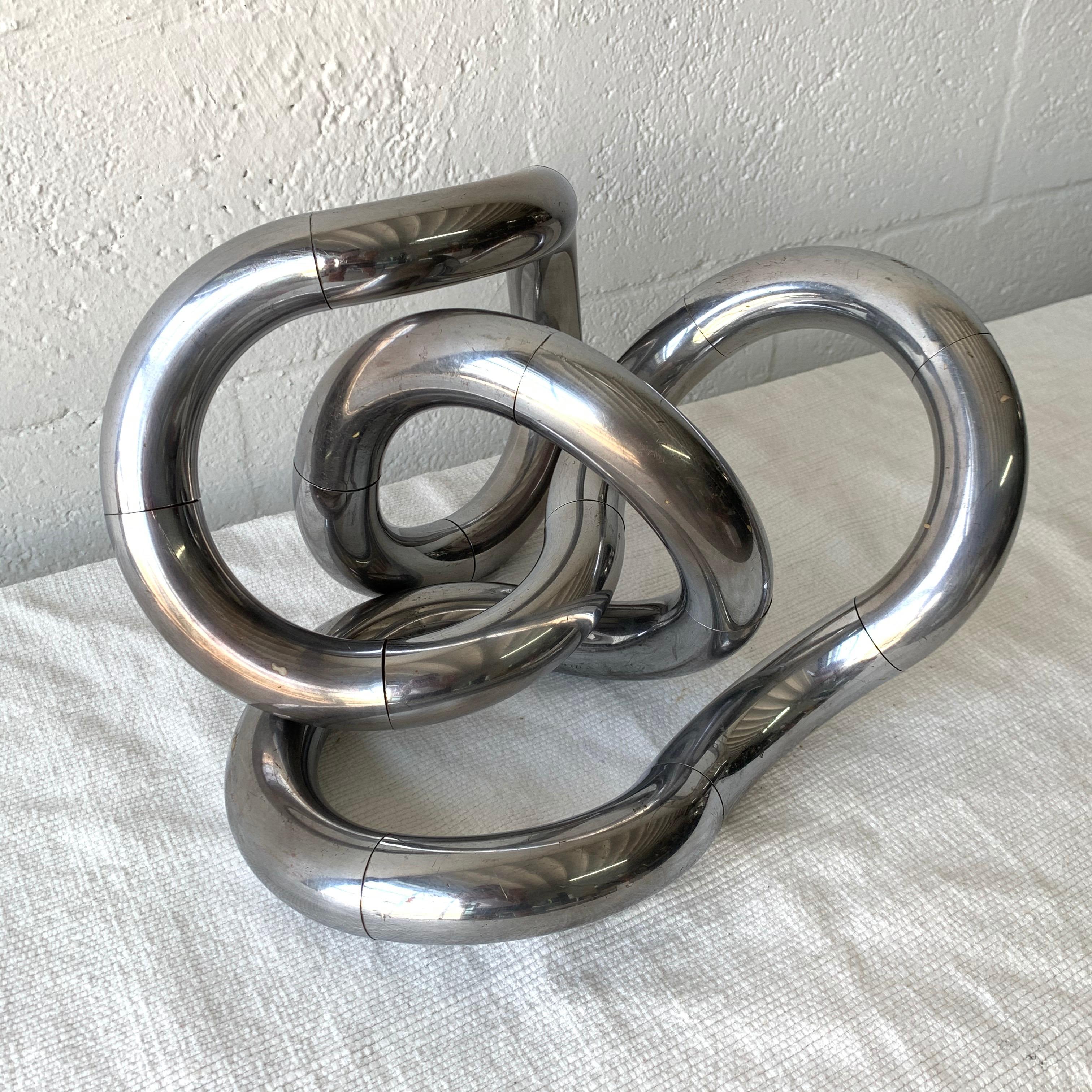Kinetische und bewegliche Skulptur aus verchromtem Kunstharz, entworfen von Richard X Zawitz, 1982.