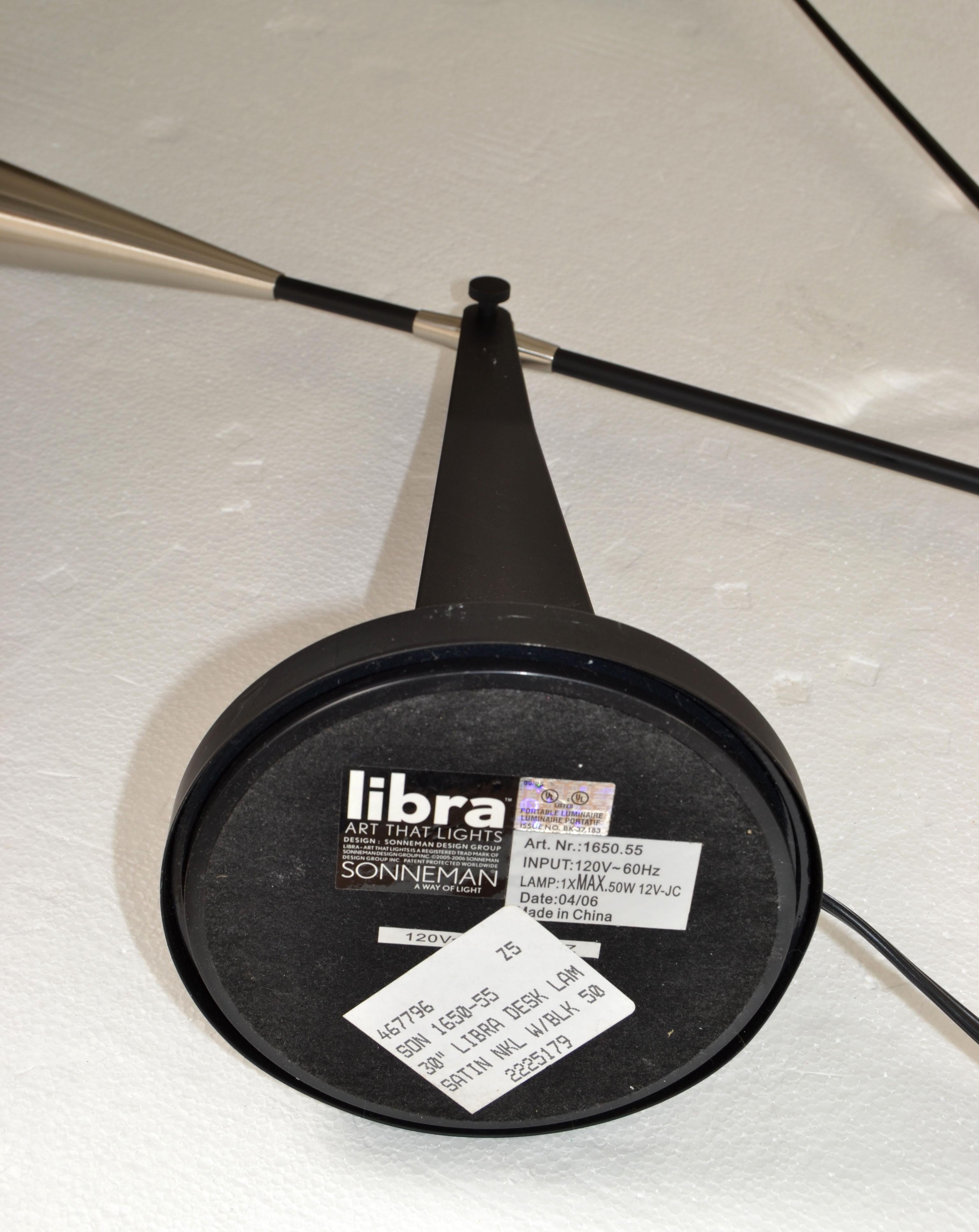 Postmoderne Libra-Schreibtischlampe aus schwarzem Stahl, satiniertem Nickel und Nickel 06, Robert Sonneman im Angebot 9