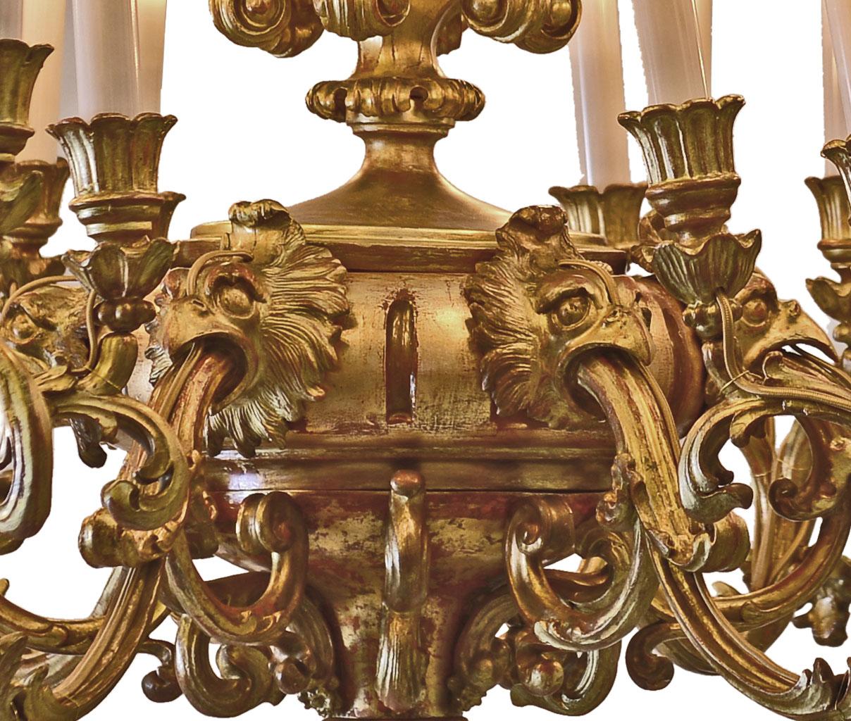 Original Rococo/Barock Chandelier, Limewood, 24 Flames, Perfectly Renovated In Excellent Condition For Sale In Vienna, AT