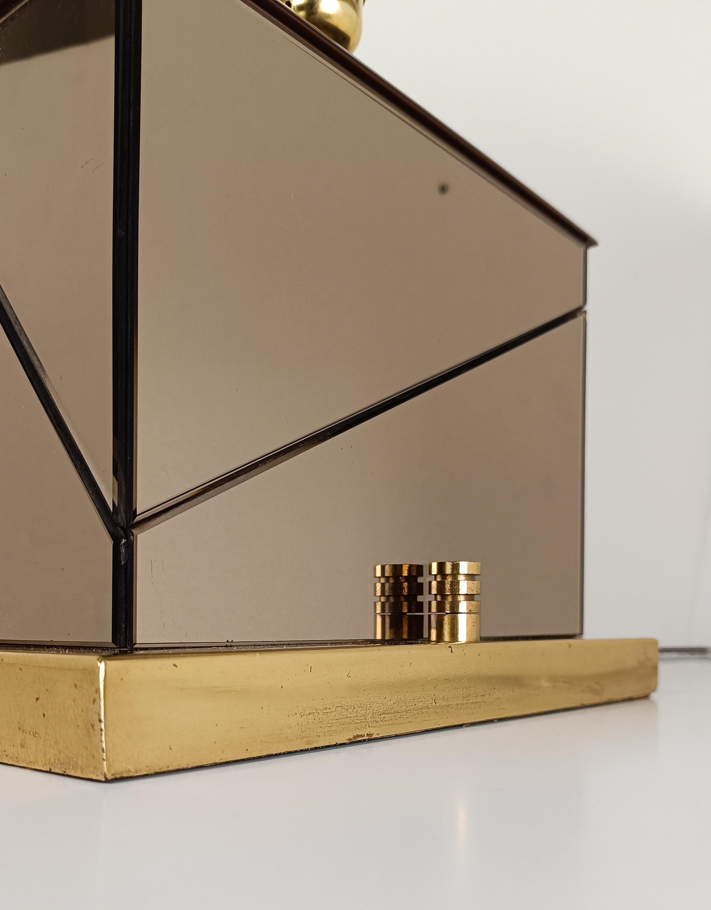 Lampada da tavolo Romeo Rega originale in ottone e specchio molato Italia anni '70 in vendita 13