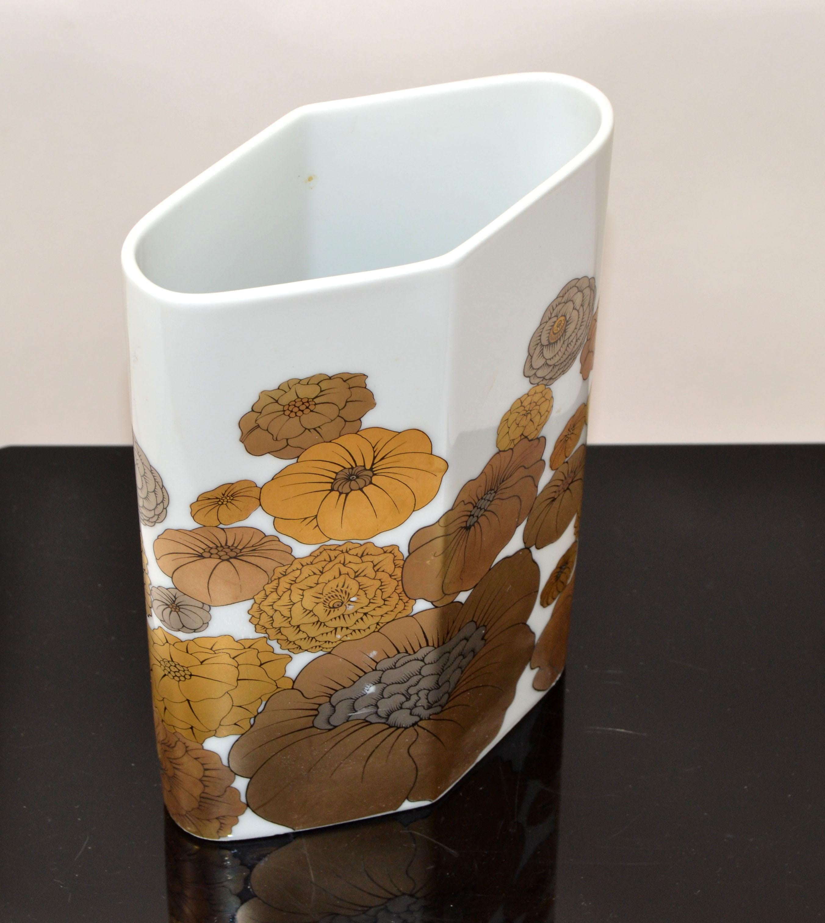 Mid-Century Modern Original Rosenthal Porcelain & Gold Vase Studio-Linie Germany by Wolfgang Bauer