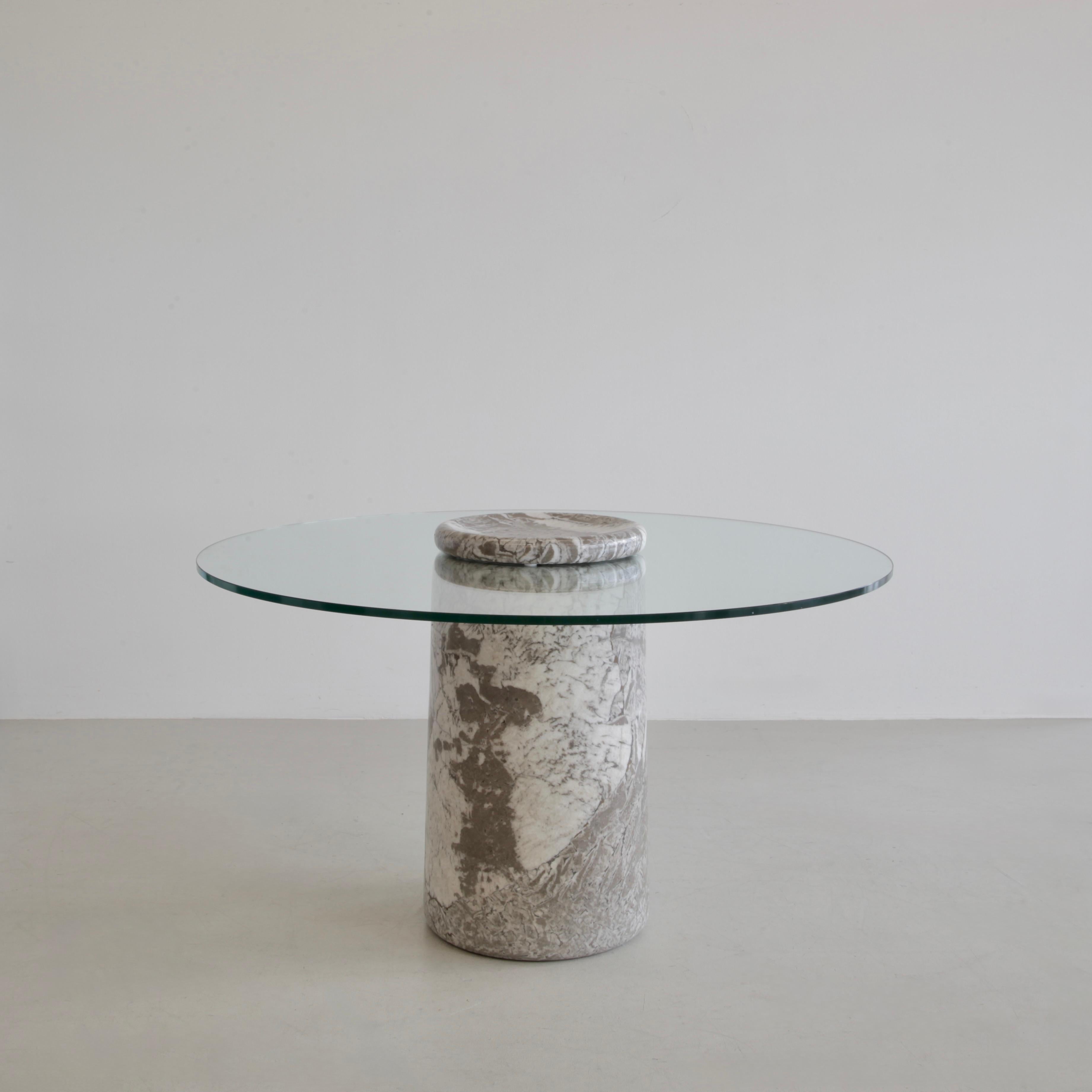 Fin du 20e siècle Table de salle à manger ronde originale d'Angelo Mangiarotti pour Sorgente dei Mobili, 1975. en vente