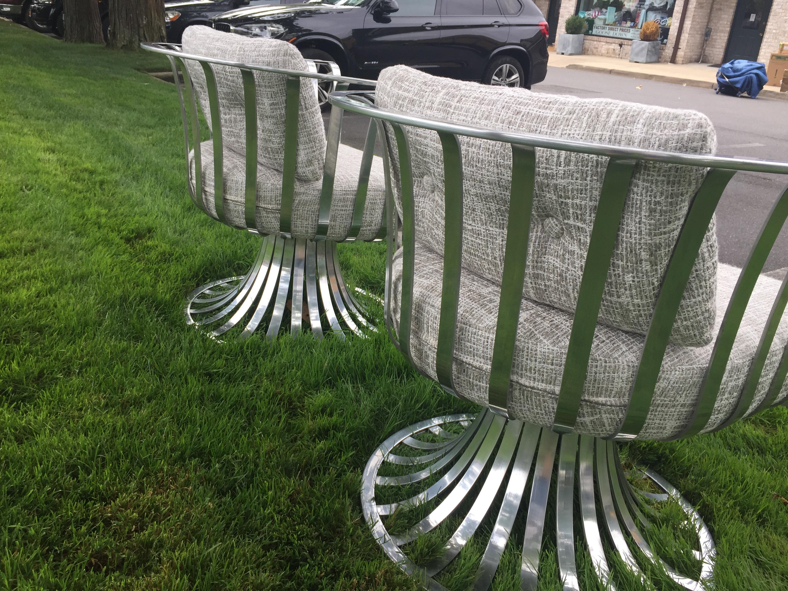 Mid-20th Century Original Russell Woodard Polished Aluminum Armchairs, Pair  For Sale