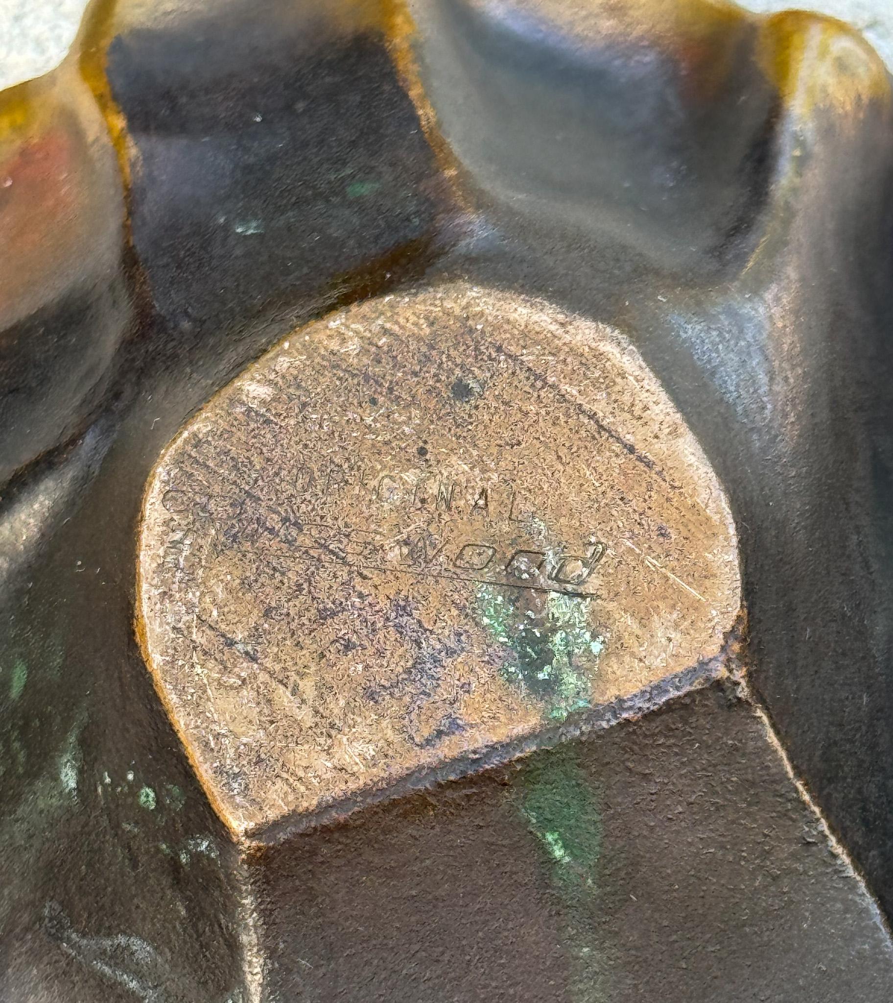 Cenicero de guante de béisbol de bronce original de Russwood, años 40 en venta 4