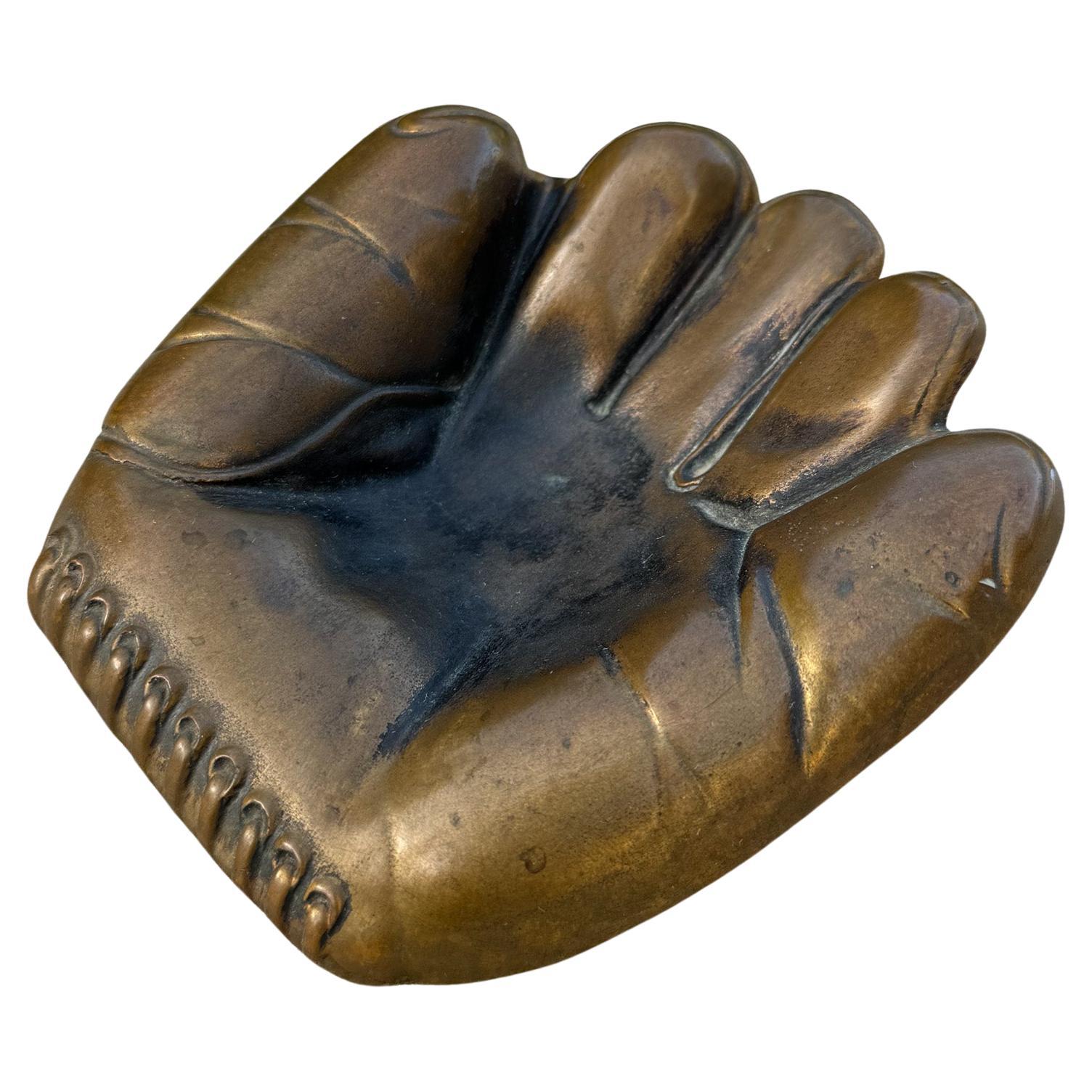 Cenicero de guante de béisbol de bronce original de Russwood, años 40