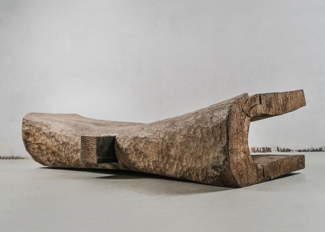 Original sculpted bench in oakwood - Denis Milovanov

Title: The Bench

Material: Solid oak wood sculpted with chain saw

Measures: 3000 x 700 x 350 mm

Denis Milovanov creates art objects, landscape pieces and designed furniture of solid