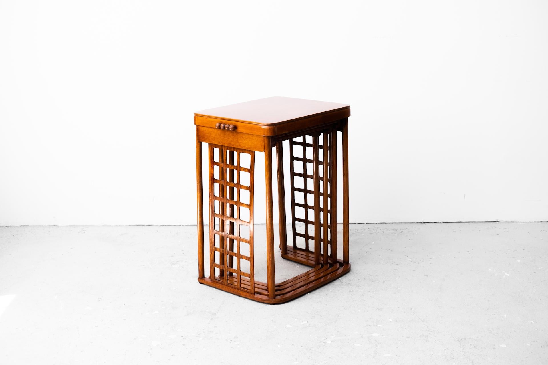 Original secessionistic Nestingtable, J. Hoffmann for J.J.Kohn (Vienna, 1905) 1