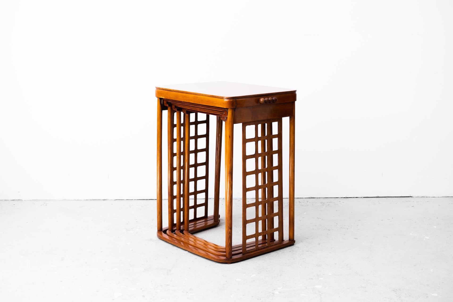 Original secessionistic Nestingtable, J. Hoffmann for J.J.Kohn (Vienna, 1905) 2