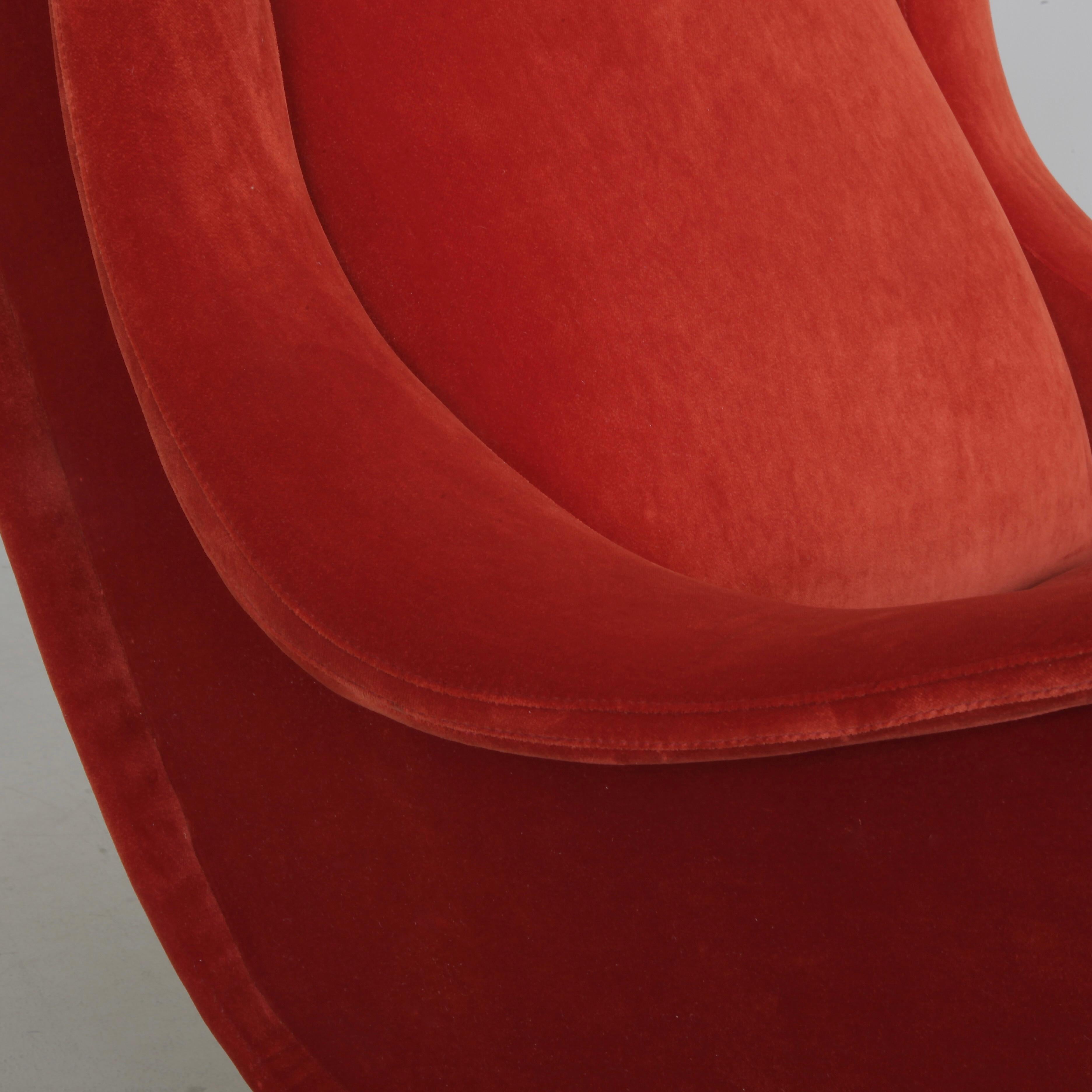 An early original 'Senior' lounge chair, upholstered in new burnt orange English velvet. Metal frame with brass leg fittings and wooden construction.

Literature: Repertorio del Design Italiano 1950-2000, p. 25, illustrated.

Marco Zanuso (Milan,