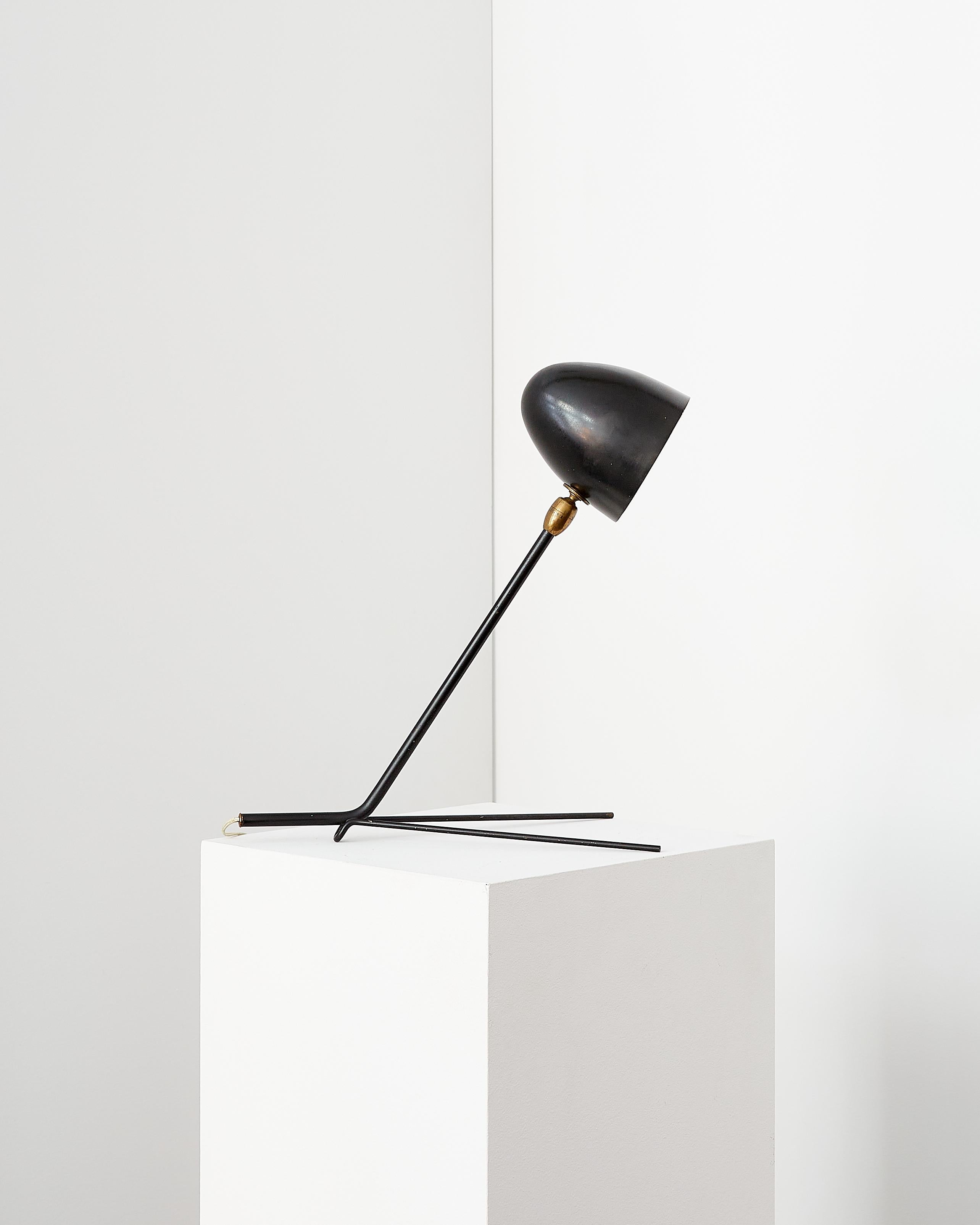 20th Century Original Serge Mouille Cocotte Table Lamp For Sale