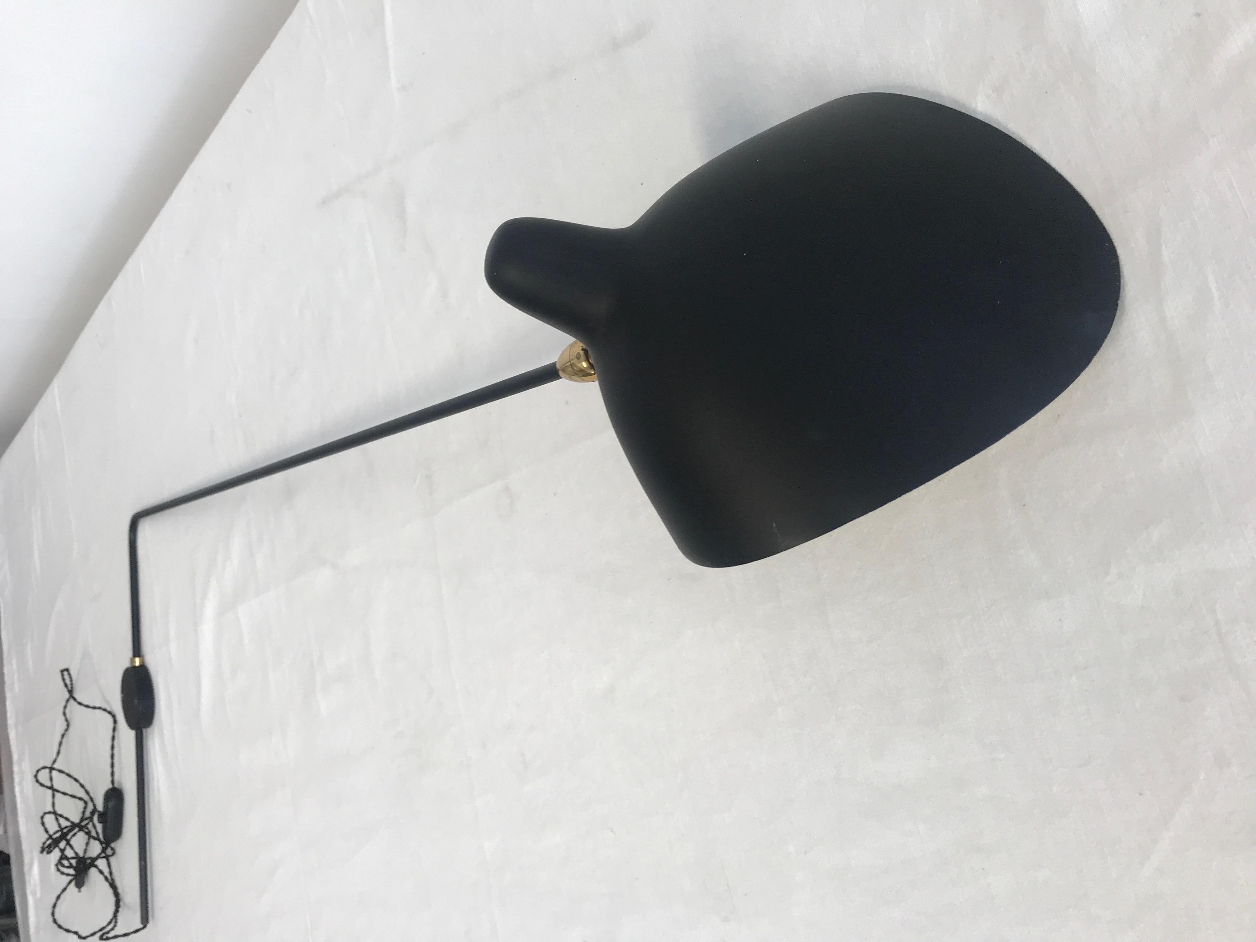 Milieu du XXe siècle Original Serge Mouille One Arm Wall Light (Applique à un bras) en vente