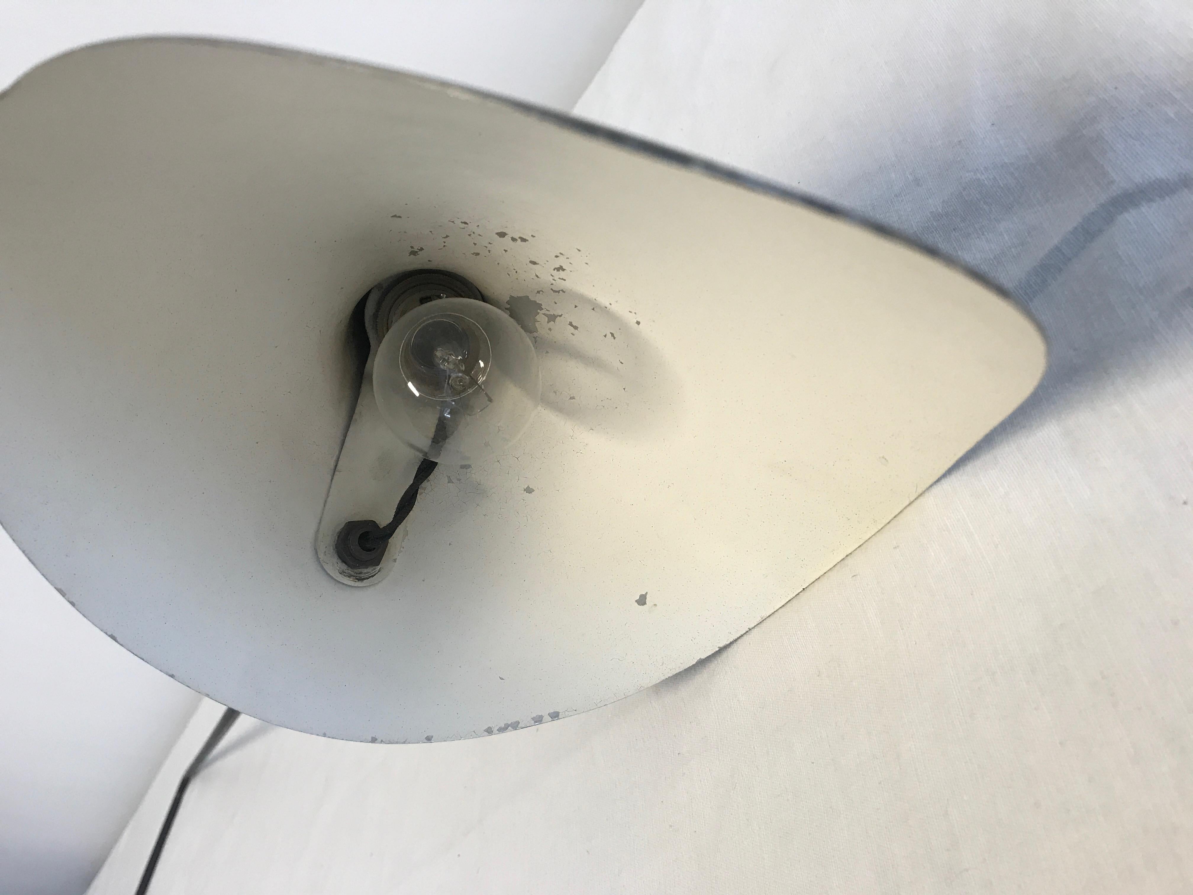 Laiton Original Serge Mouille One Arm Wall Light (Applique à un bras) en vente