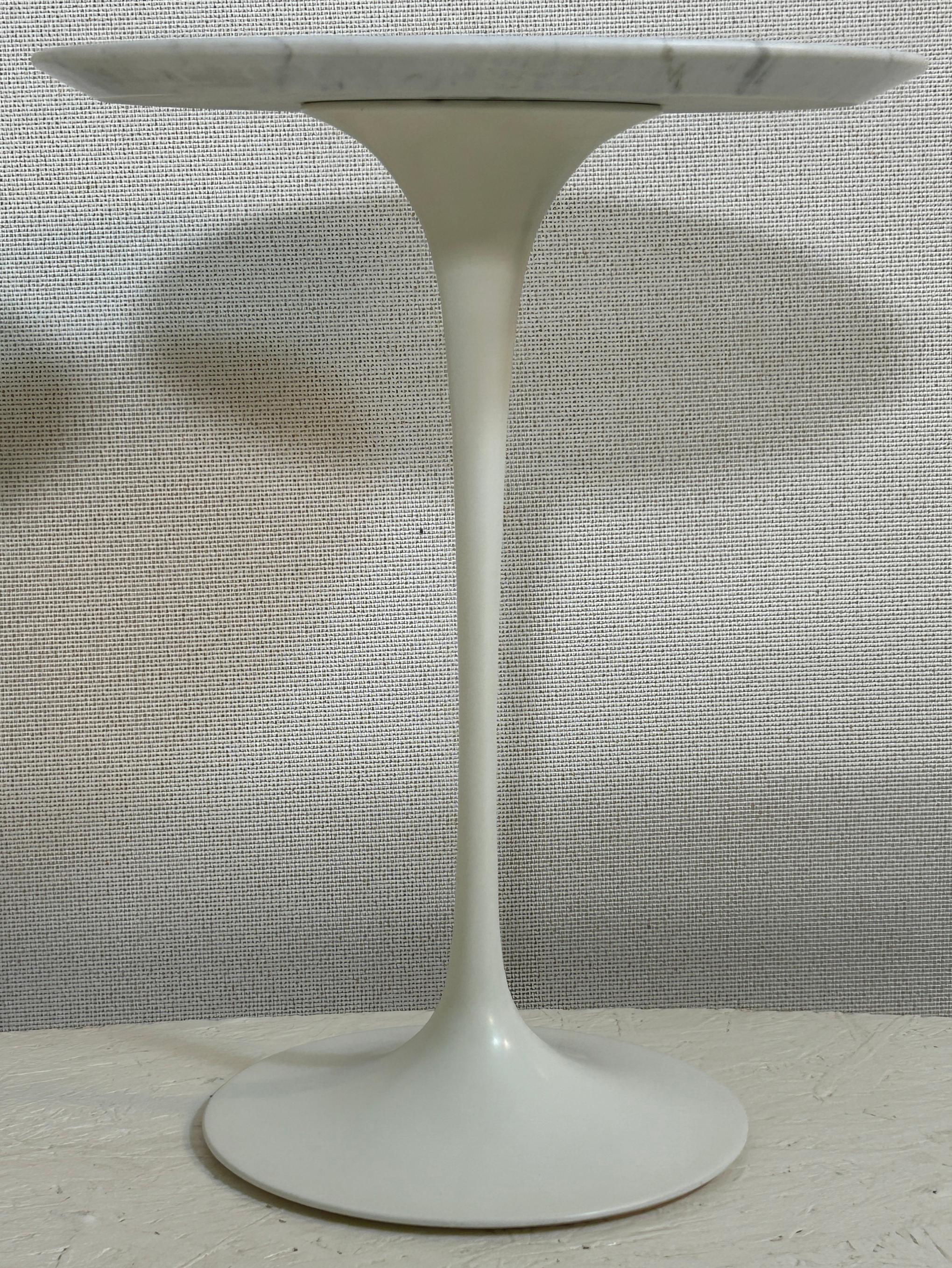 Original set Eero Saarinen Marble Side Tables For Sale 1
