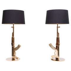 Original 2er-Set Flos  AK 47 Kalaschnikow  Tabelle Pistolenlampen  von Philippe Starck