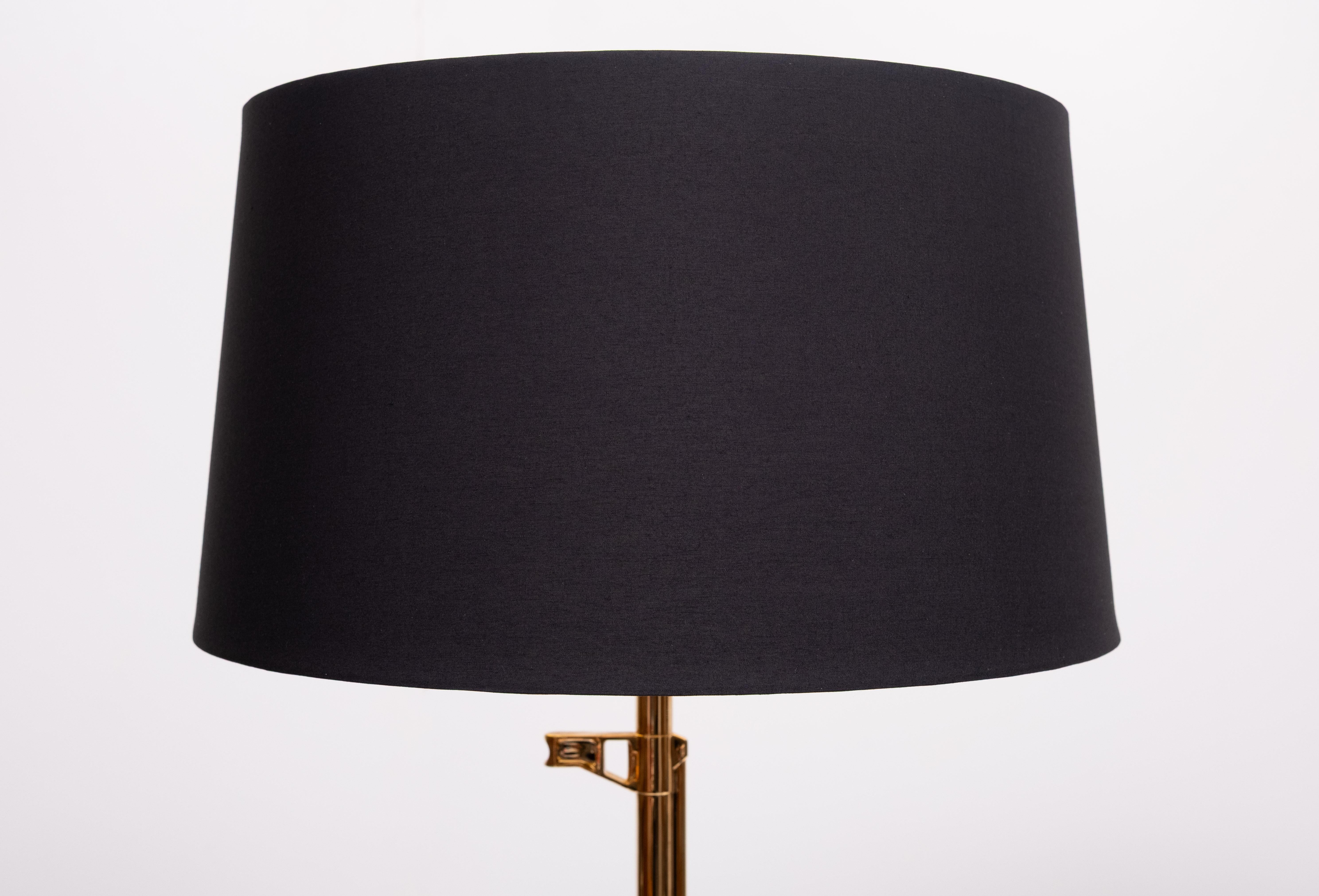 Original set of 2 Flos  AK 47 Kalashnikov  Table Gun Lamps  by Philippe Starck (Gold) im Angebot