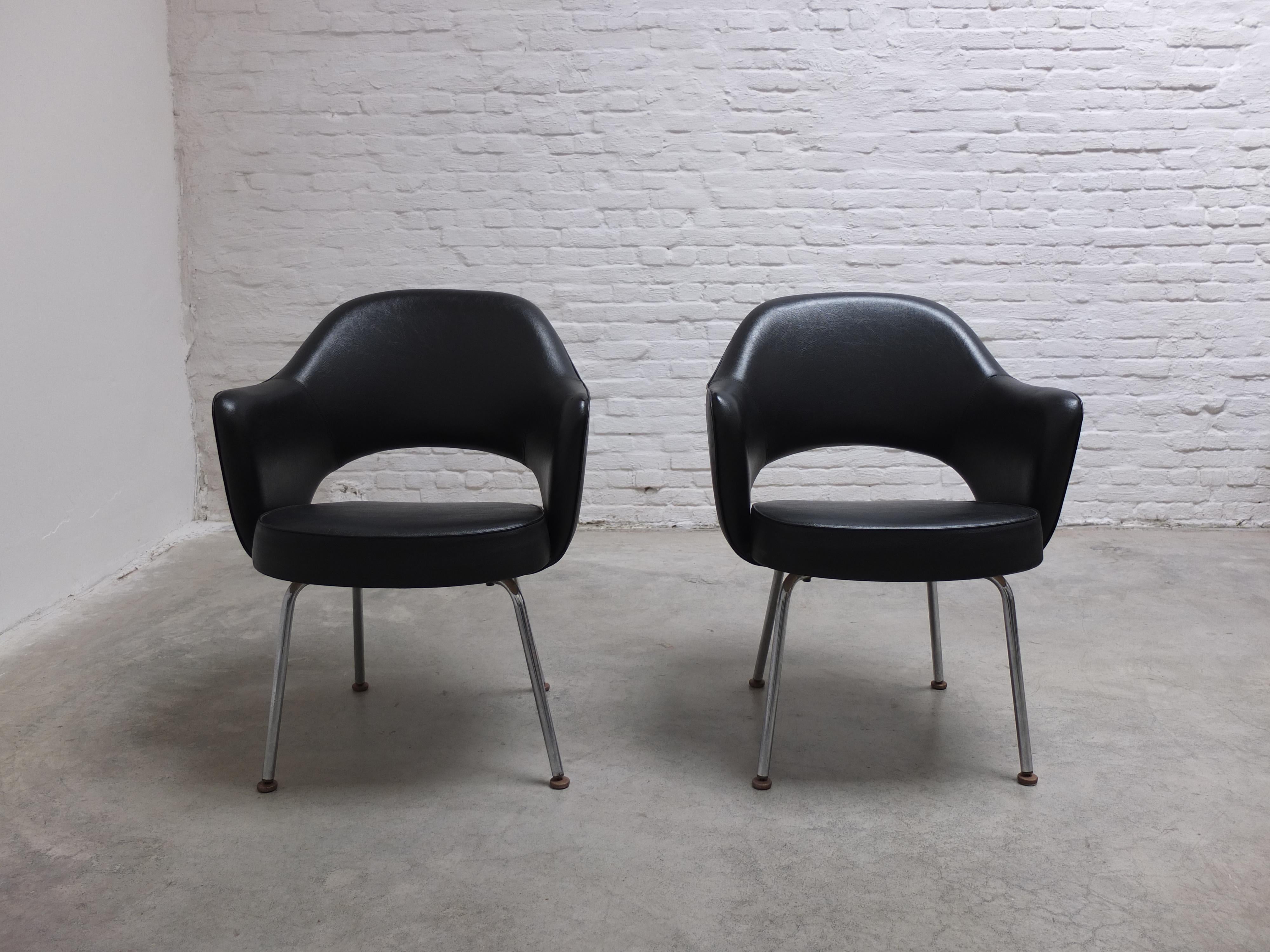 Original Set of 4 'Executive' Armchairs by Eero Saarinen for Knoll, 1960s For Sale 6