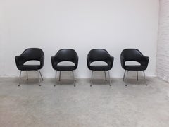 Original Set of 4 'Executive' Armchairs by Eero Saarinen for Knoll, 1960s