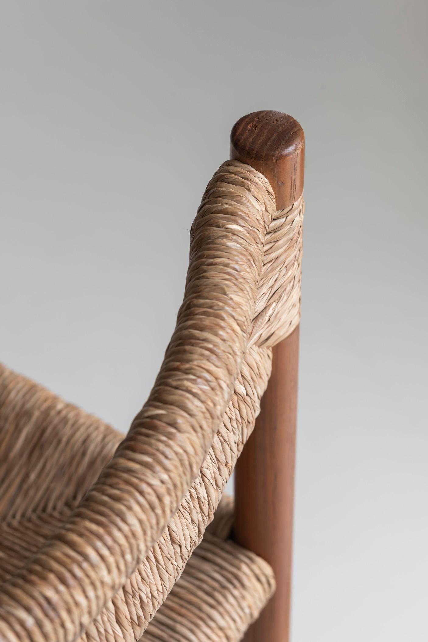 Ensemble original de six chaises 'Dordogne' par Charlotte Perriand pour Sentou, années 1960 12