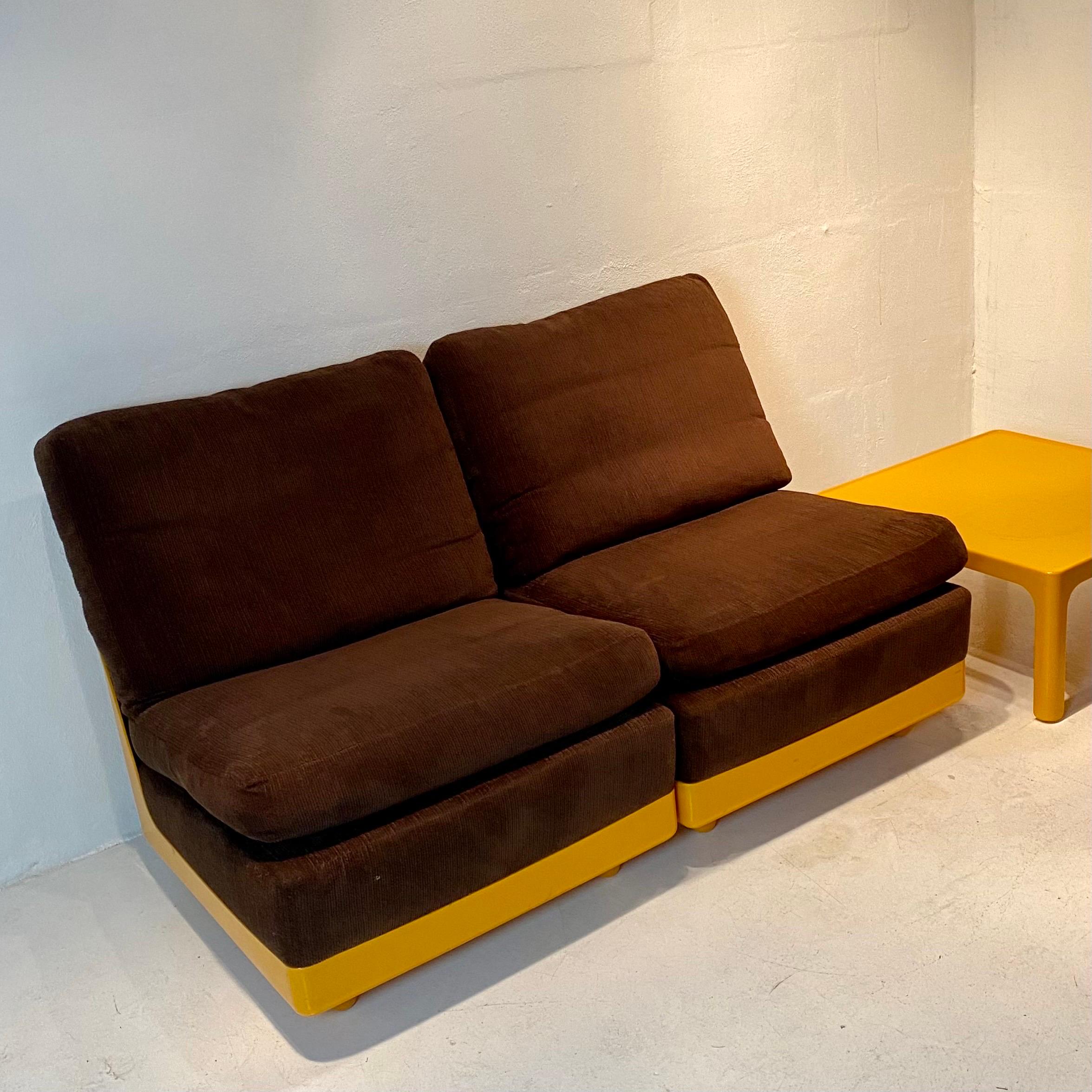 Original set of three yellow seats and coffee table by Wolfgang Feierbach 1974. For Sale 6