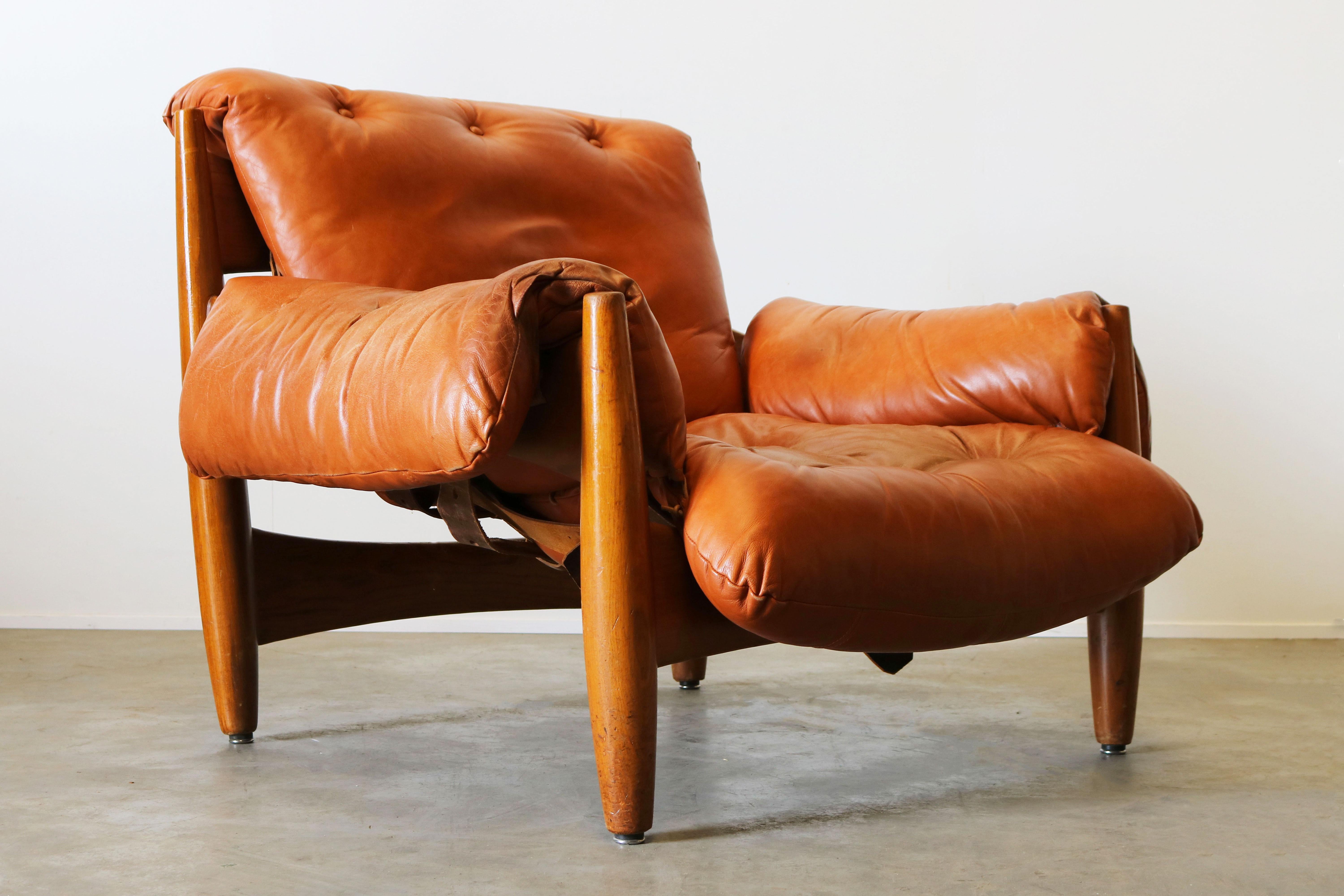 Original Sheriff Lounge Chair by Sergio Rodrigues ISA Italy 1962 Cognac Leather 5
