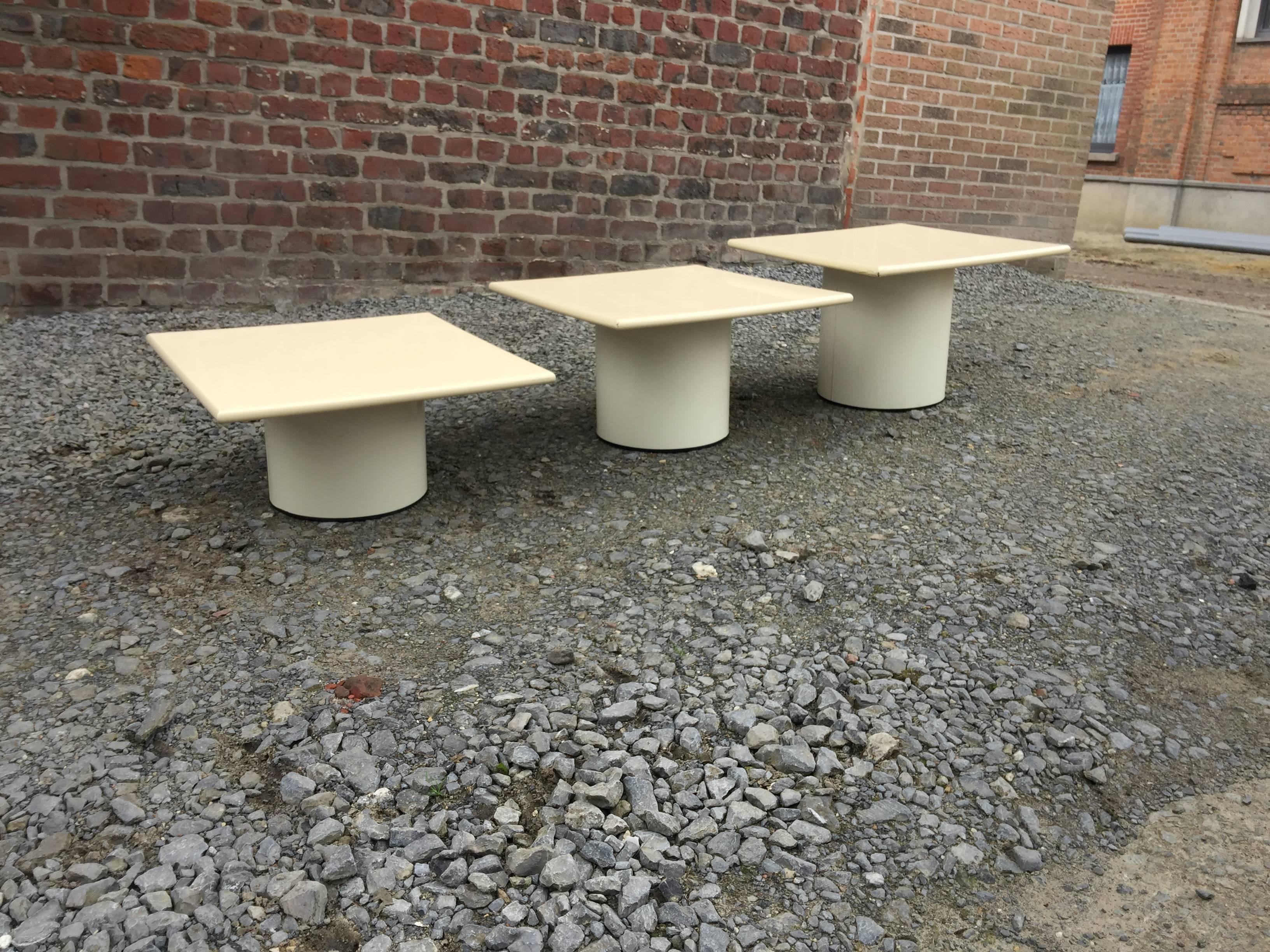 Late 20th Century Original Side Tables or Nesting Tables in Metal and Lacquered Wood, circa 1970 For Sale