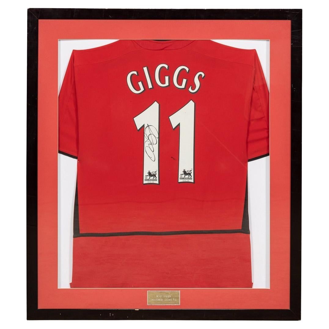 Original Signed & Framed Ryan Giggs, Manchester United Football Shirt